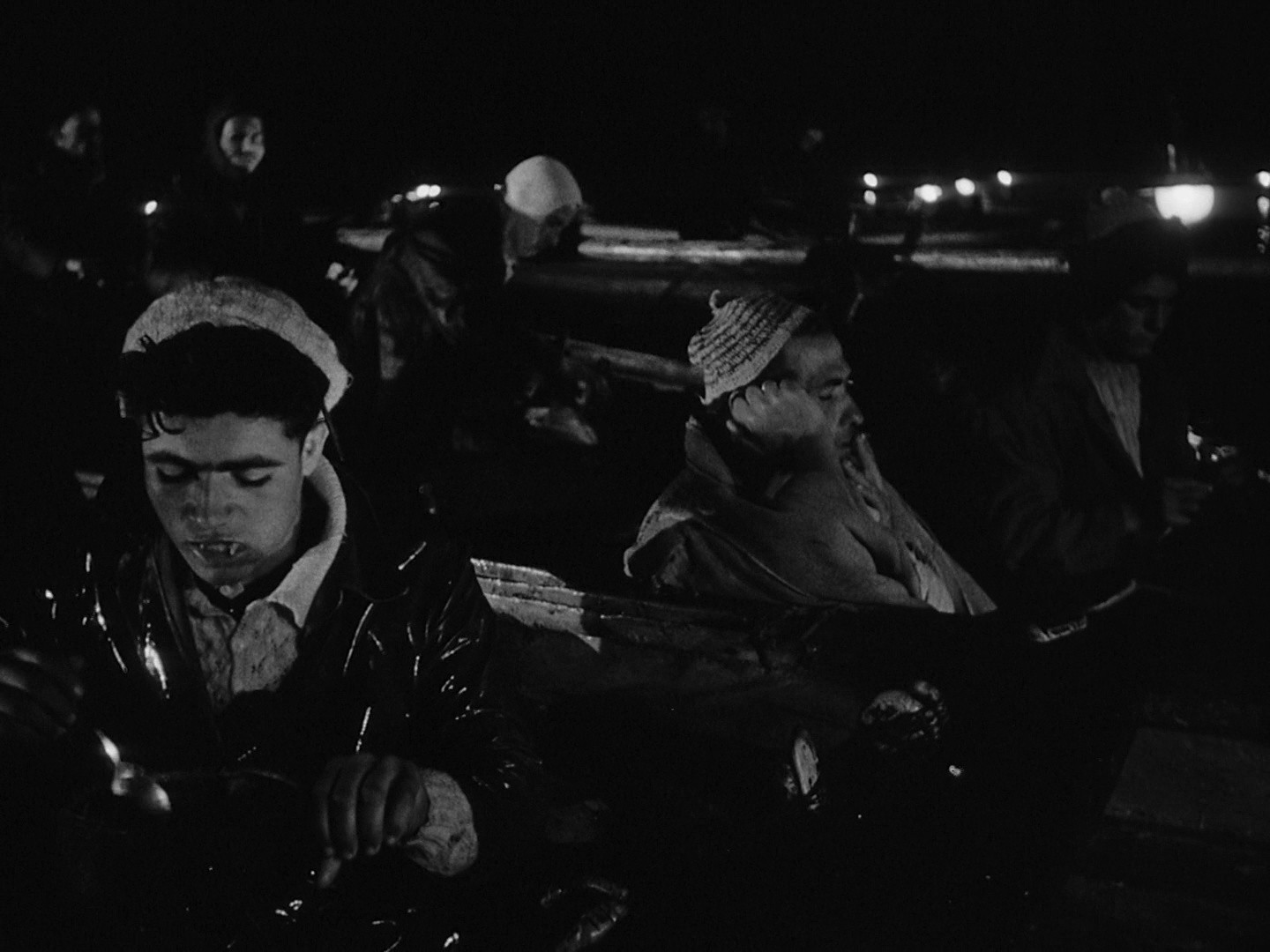 La Terra Trema (1956) —  shot,  lighting