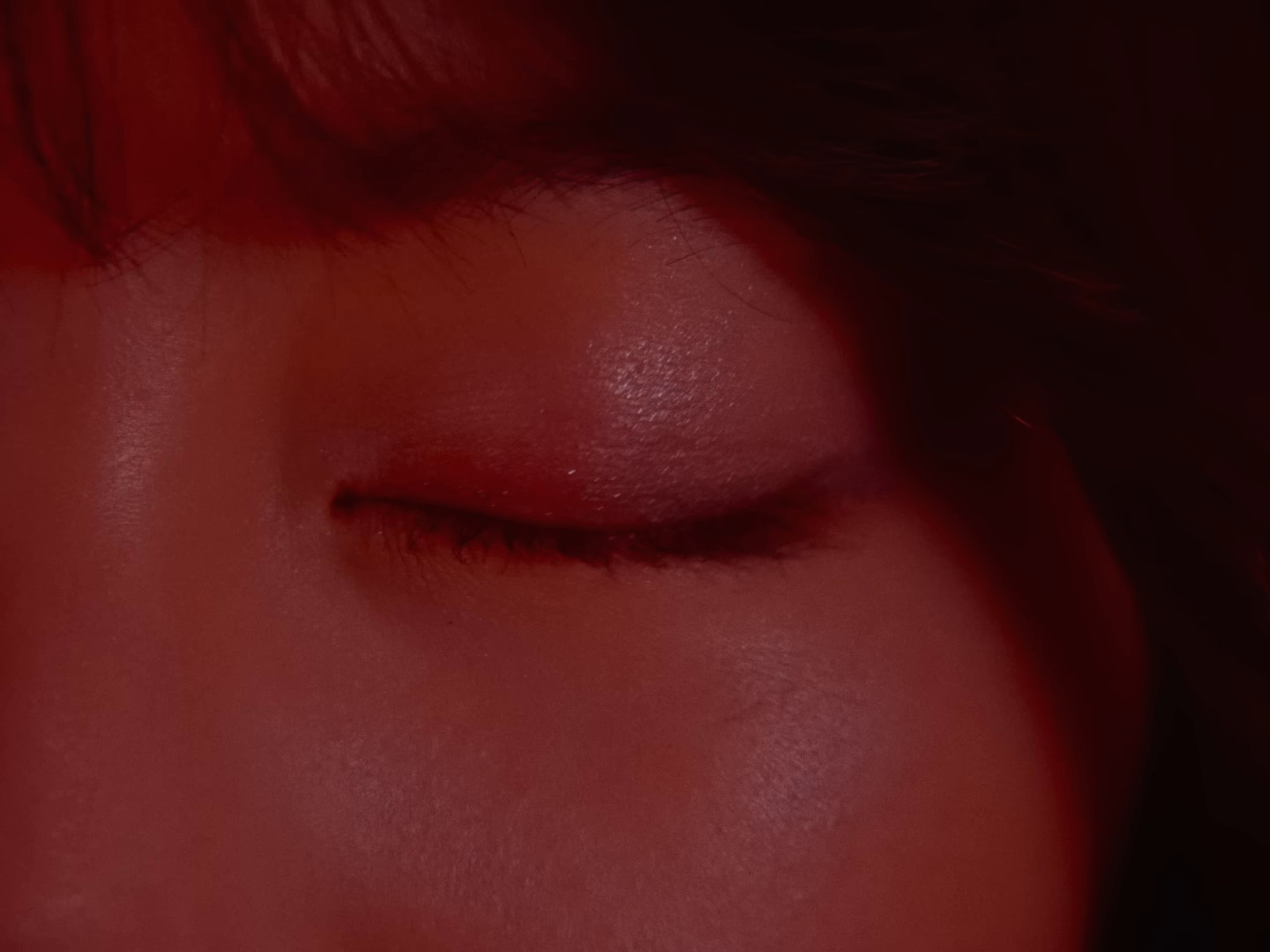 femme fatale (2024) —  shot,  lighting