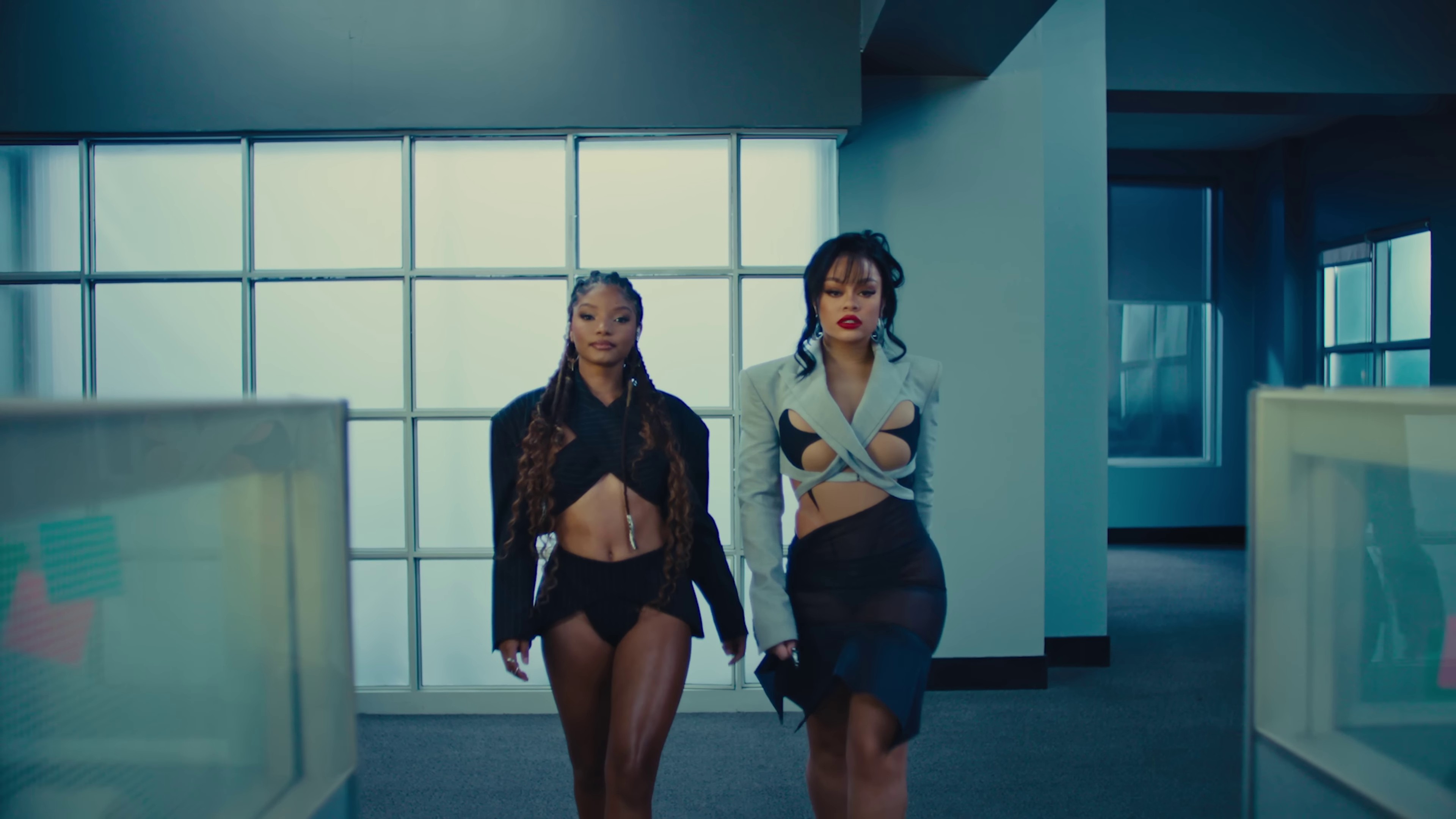 It's Givin (2022) —  shot,  lighting