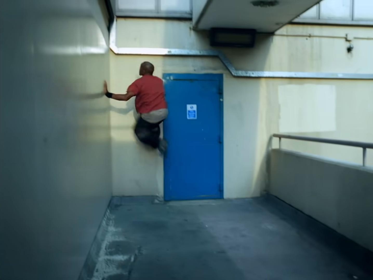 Hung Up (2009) —  shot,  lighting