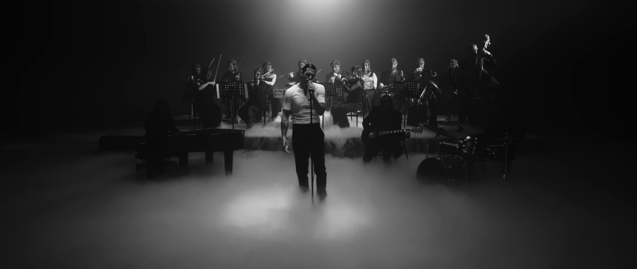 Incoscienti Giovani (2025) —  shot,  lighting