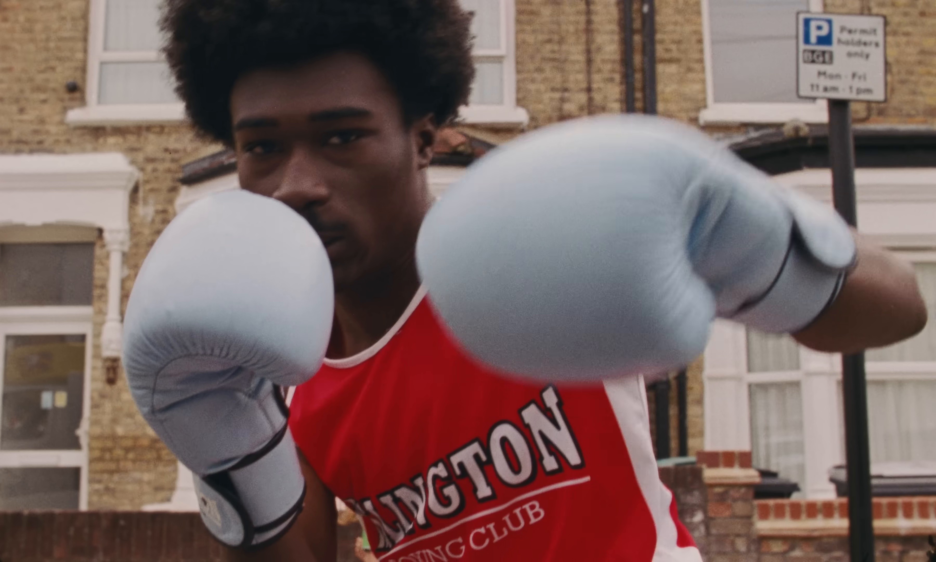 The Sofa (2025) —  shot,  lighting