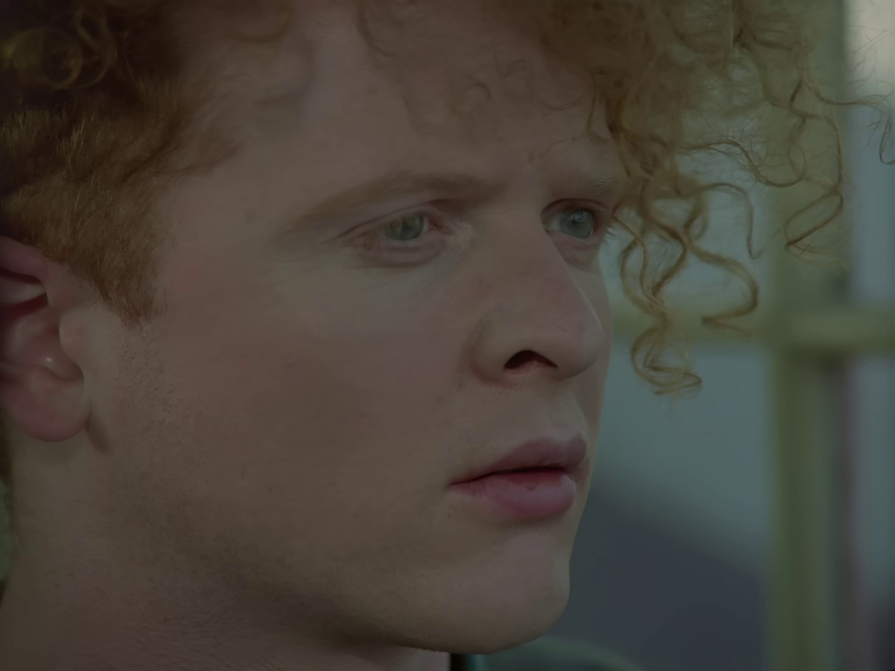 Holding Back The Years (1985) —  shot,  lighting