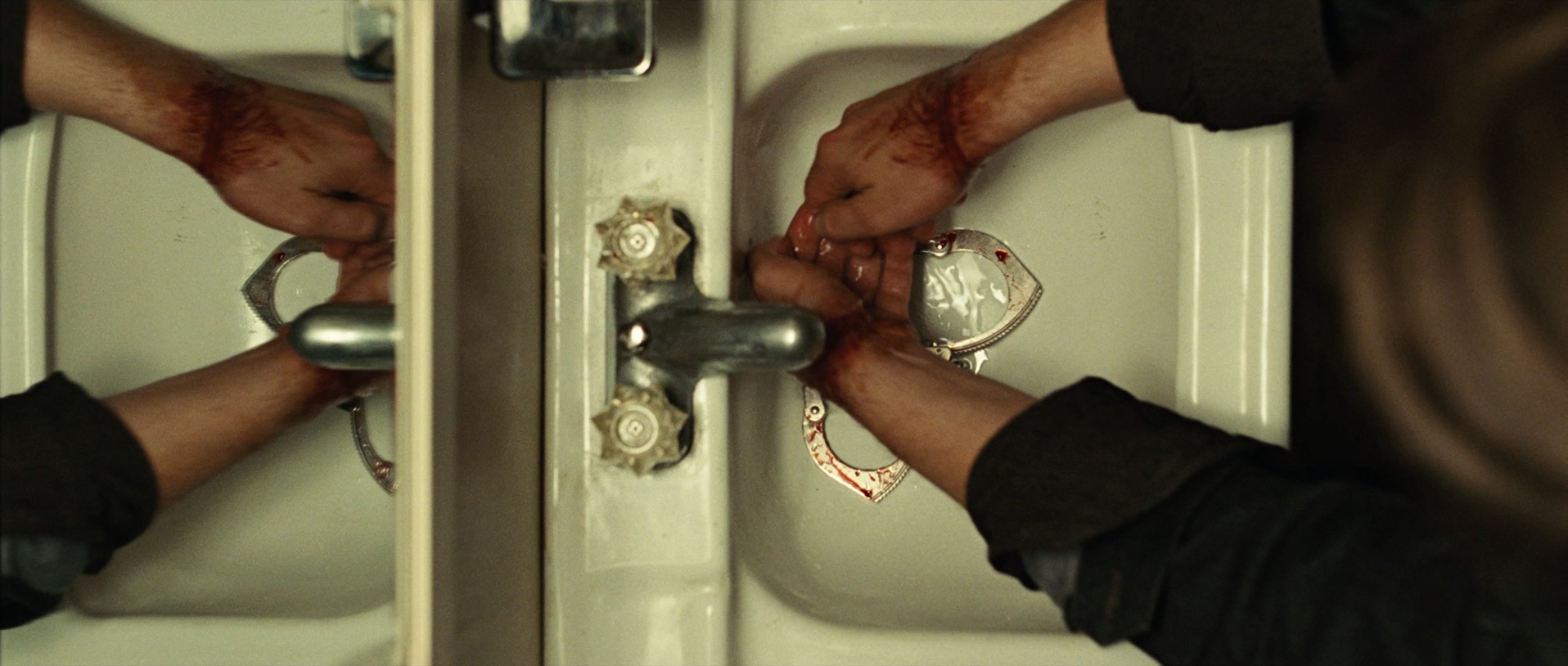 No Country for Old Men (2007) —  shot,  lighting