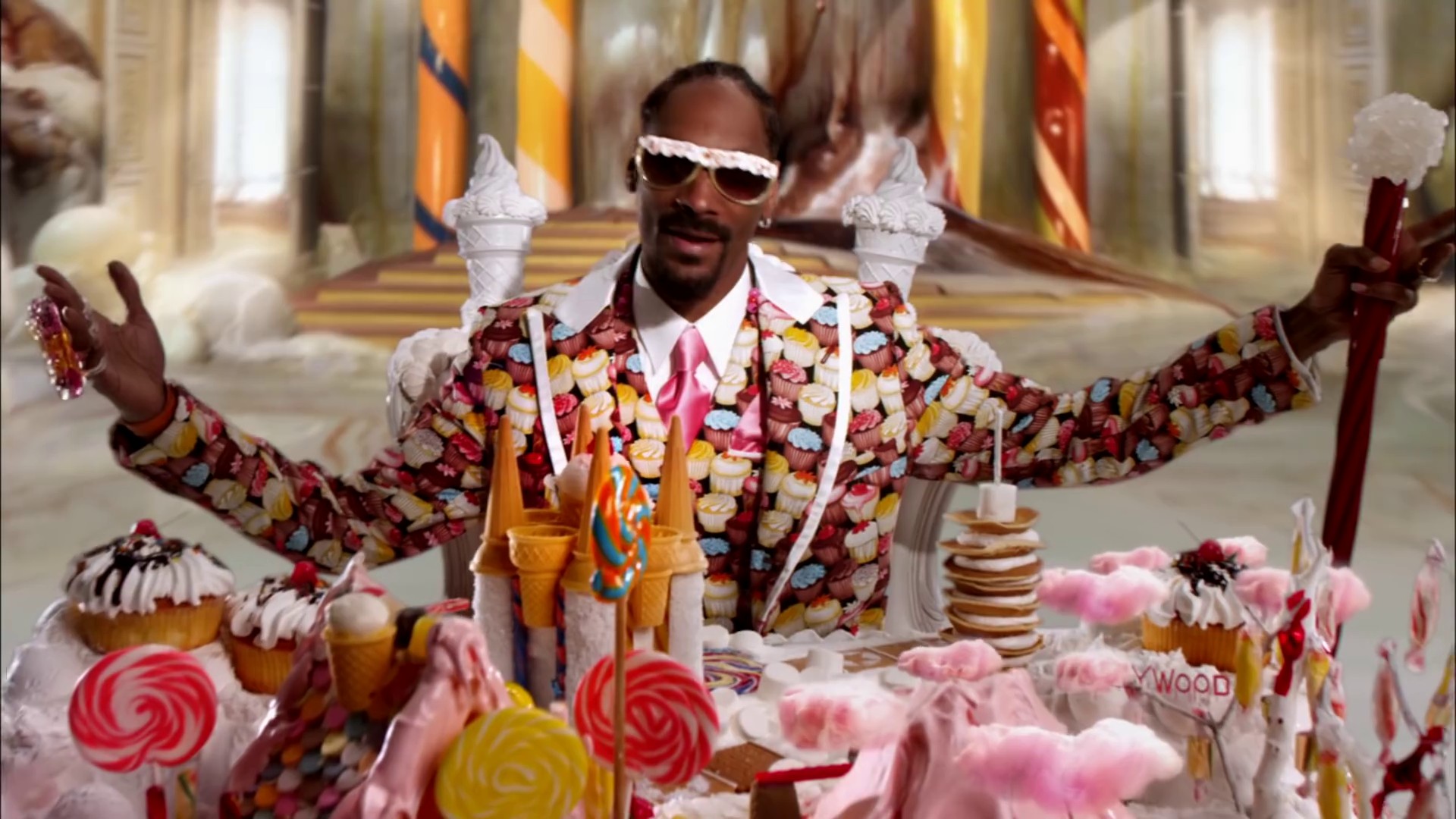 California Gurls (2010) —  shot,  lighting