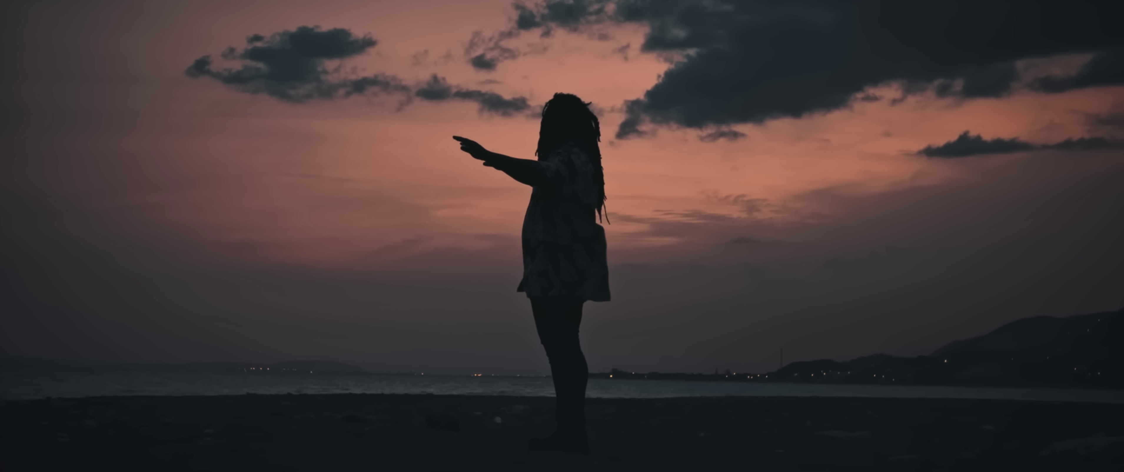 Whole Heap (2022) —  shot,  lighting