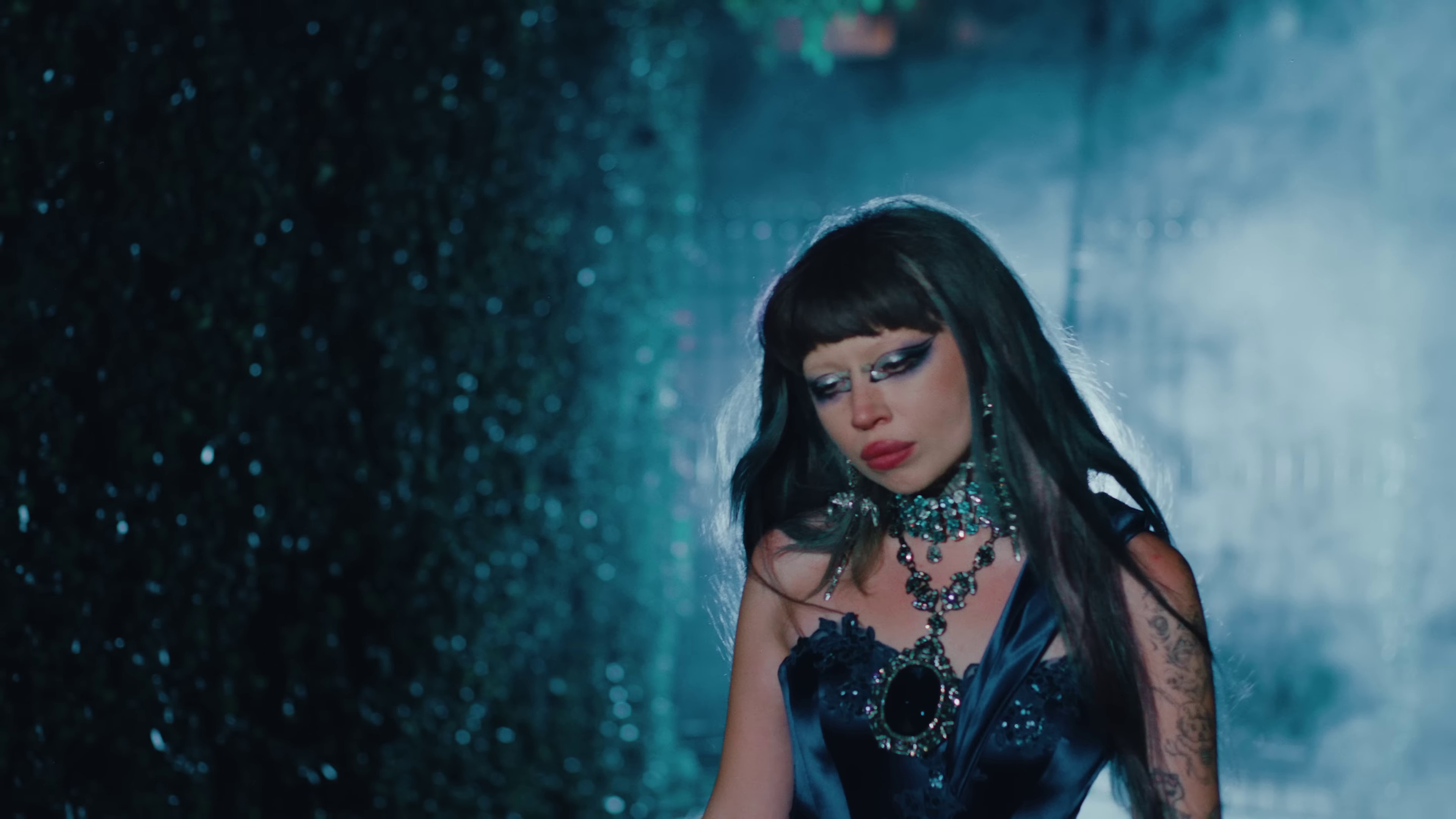 Favourite Toy (2023) —  shot,  lighting