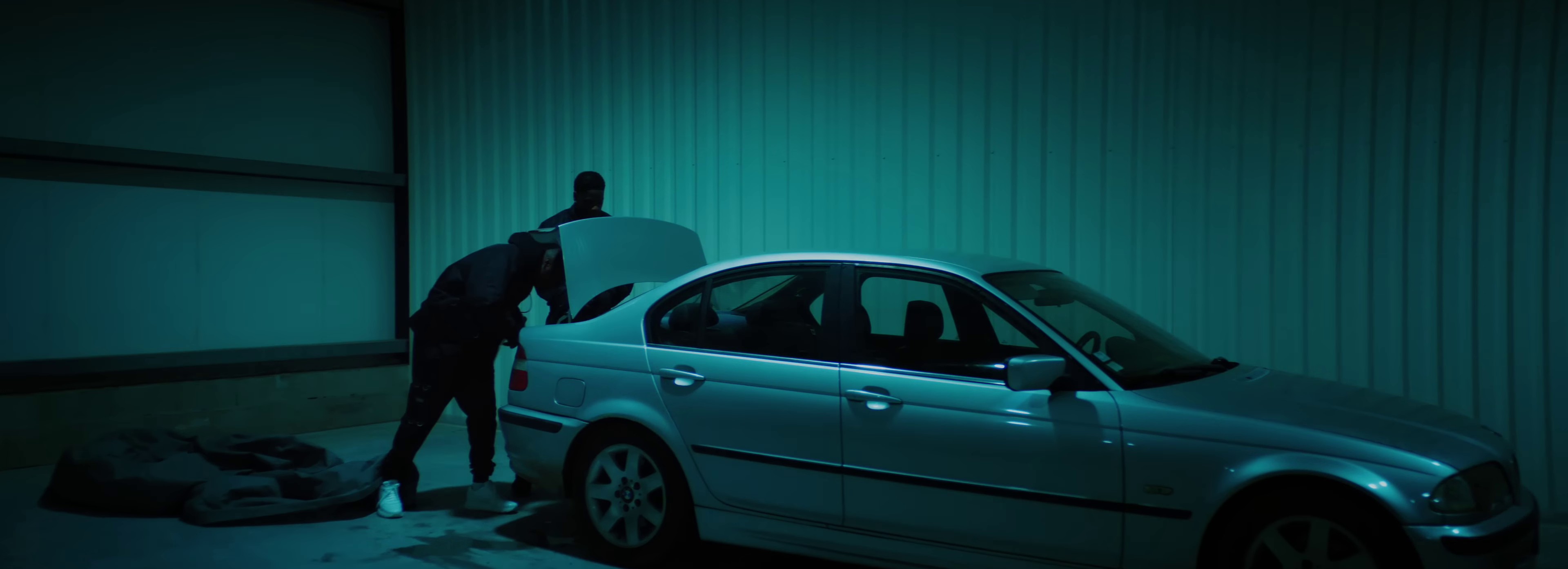 Sécu (2022) —  shot,  lighting