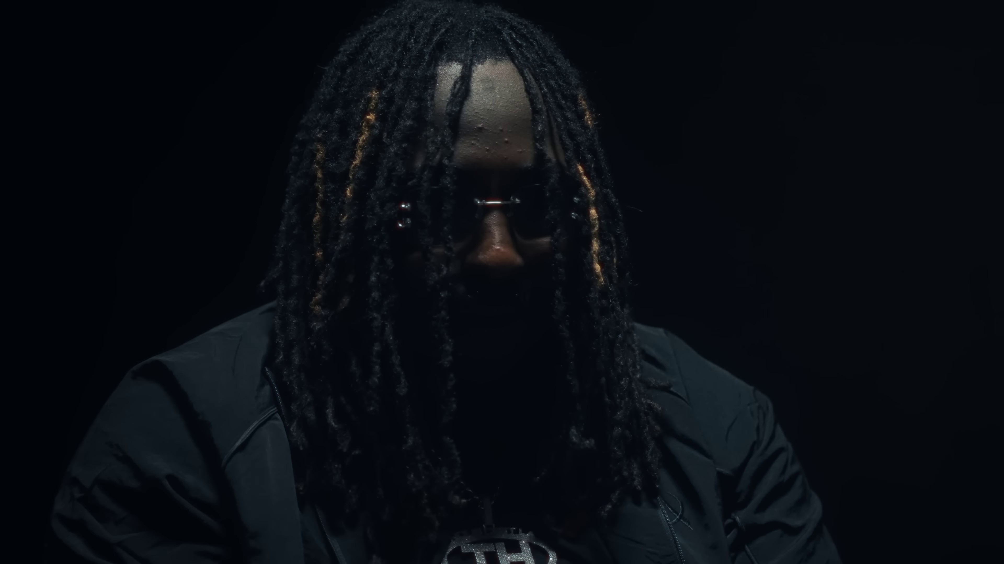 FER (2023) —  shot,  lighting