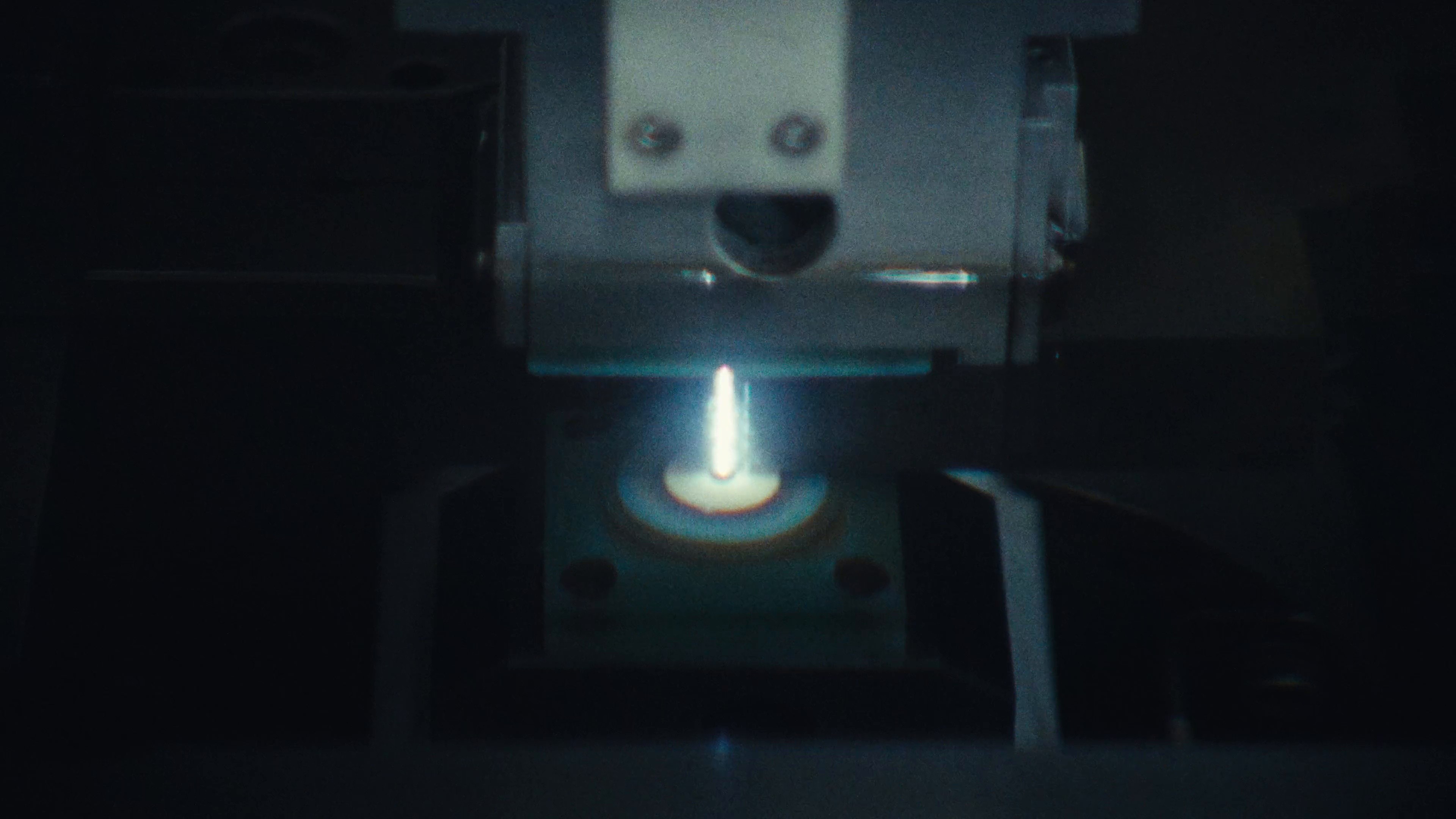 Rolf Hänggi - Small Things (DC) (2025) —  shot,  lighting