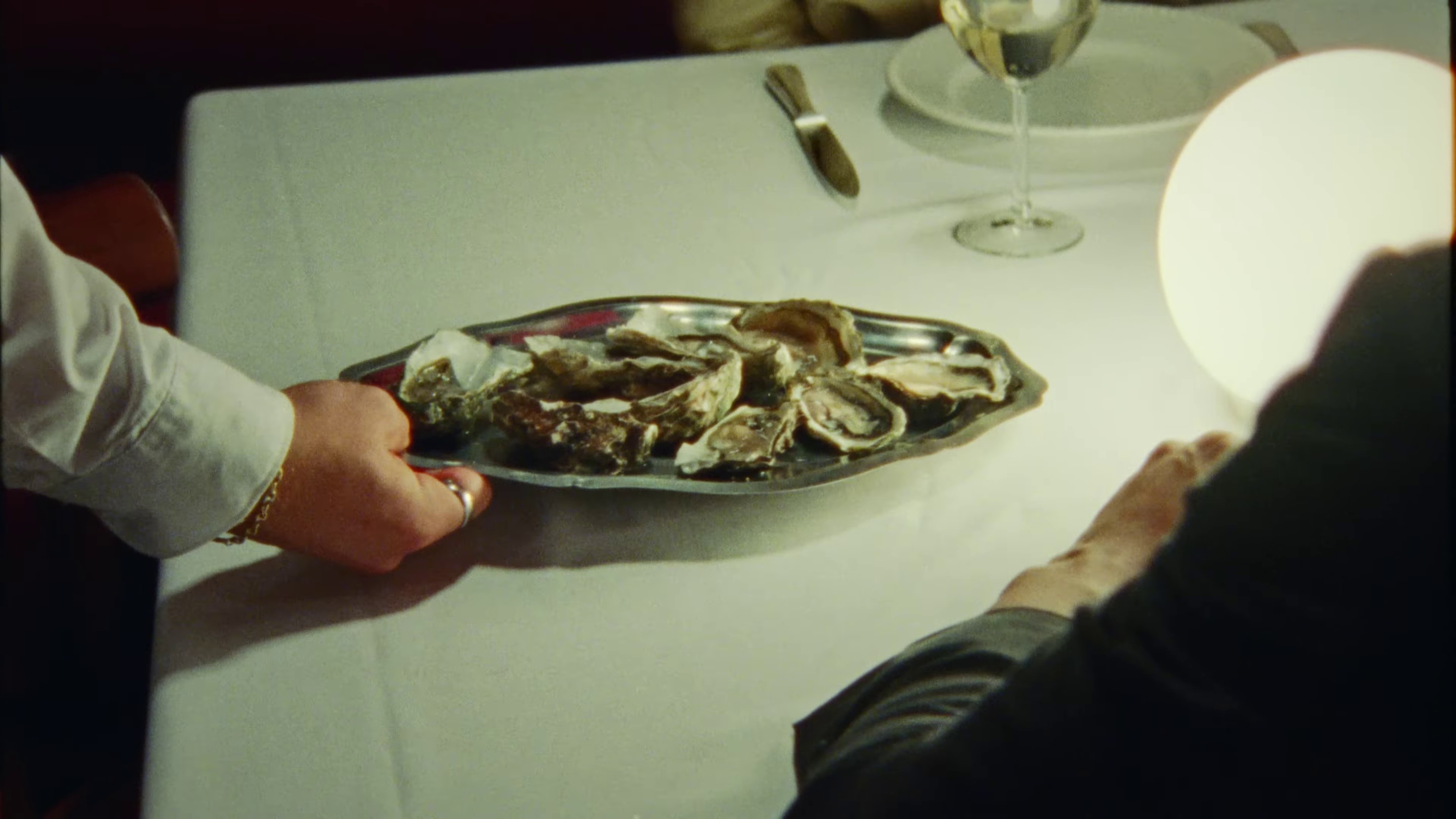 Phénomène (2023) —  shot,  lighting