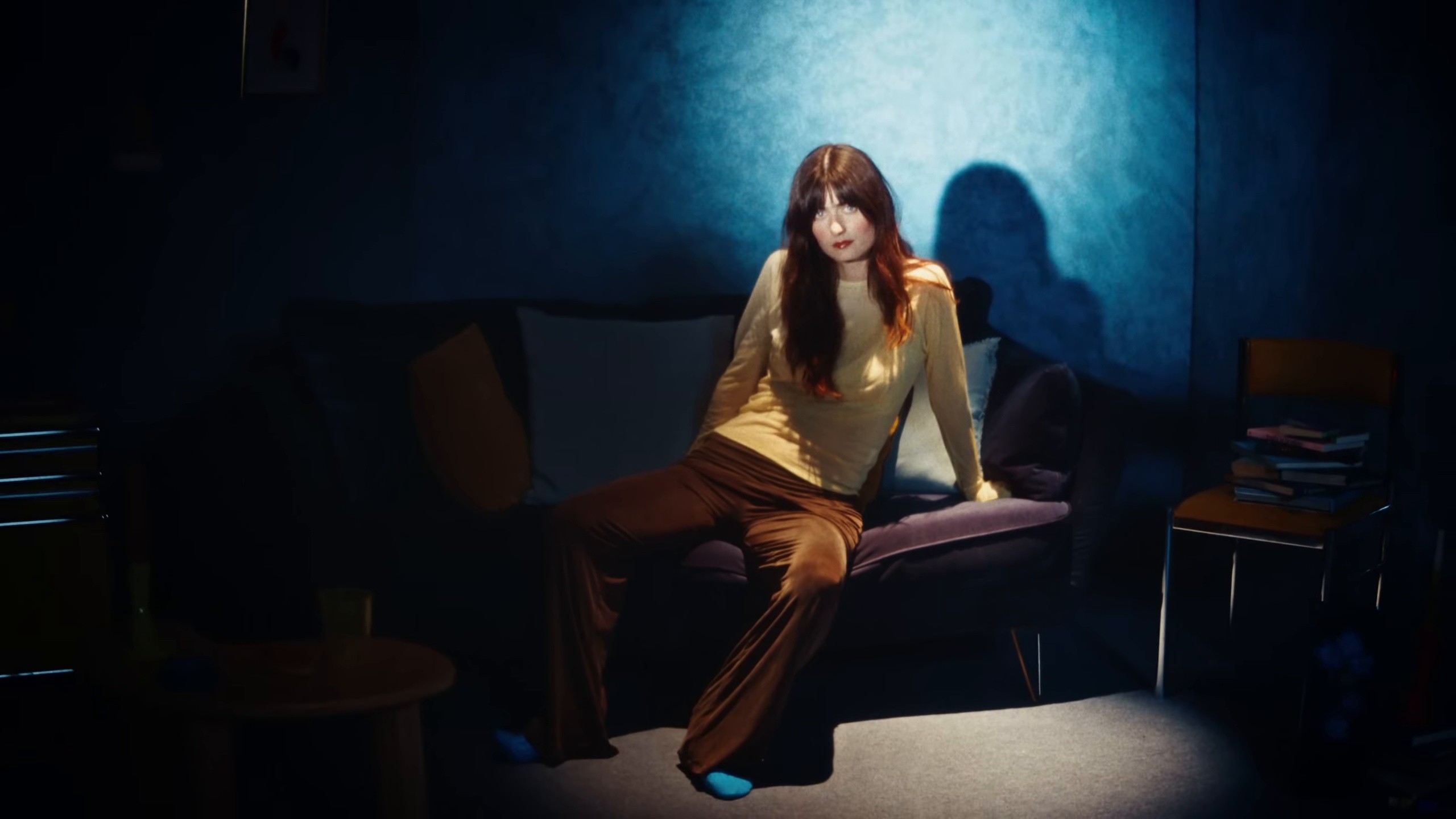 la maison (2025) —  shot,  lighting