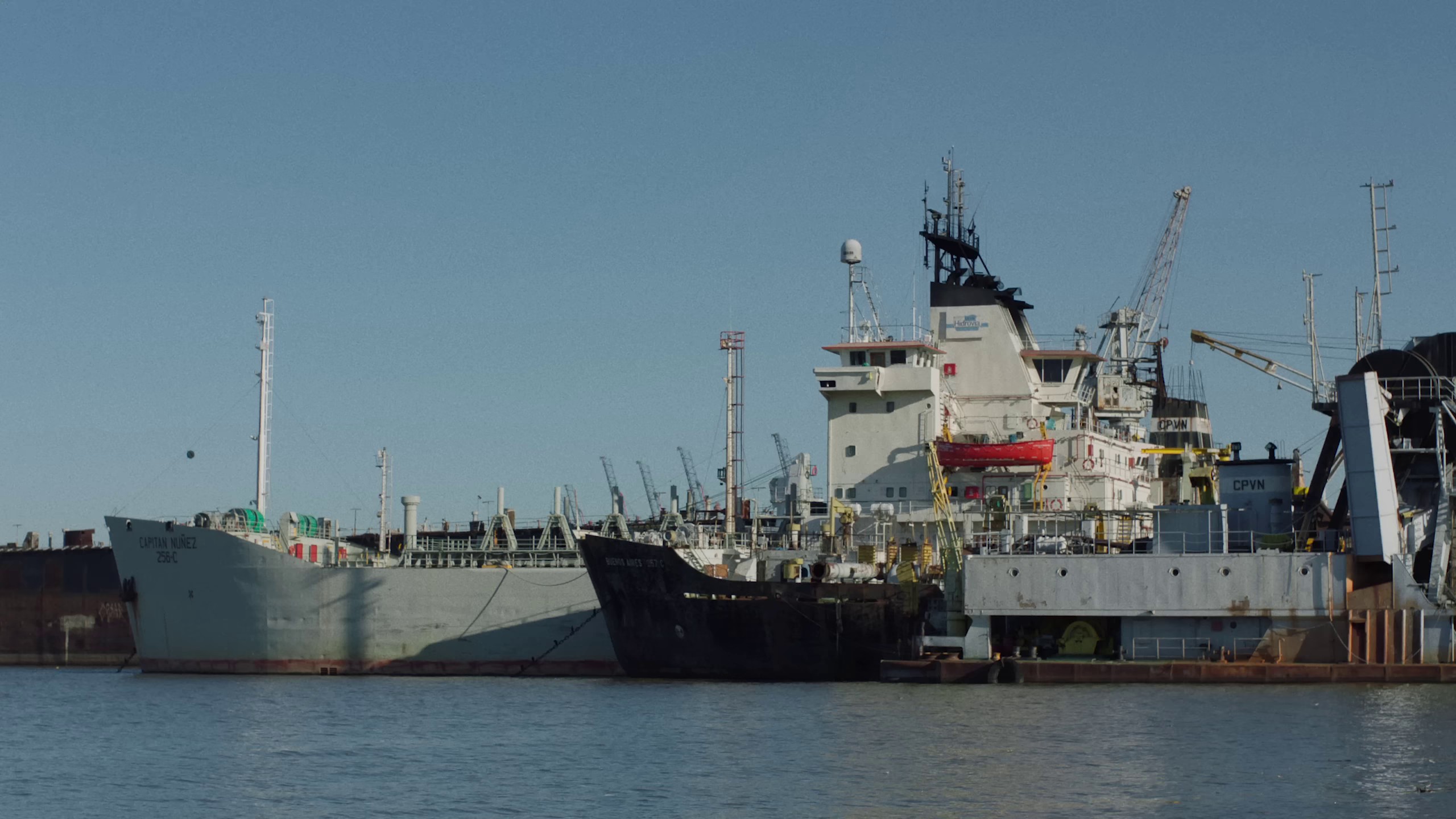 un día (2024) —  shot,  lighting