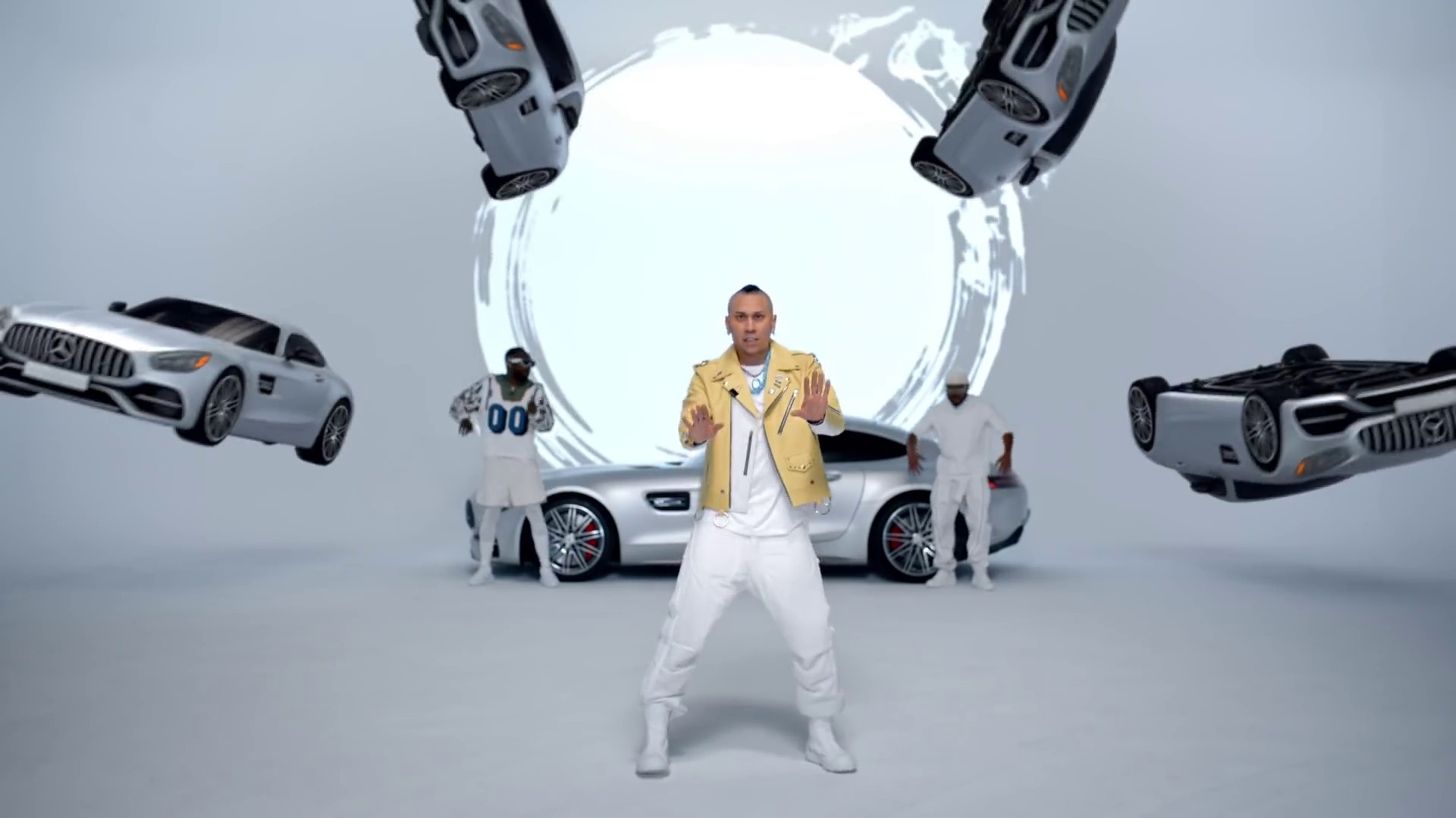 GIRL LIKE ME (2020) —  shot,  lighting