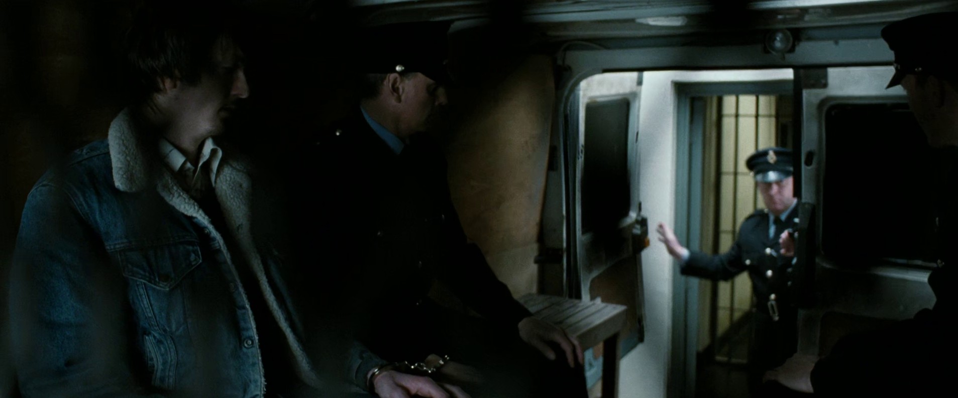 Hunger (2008) —  shot,  lighting