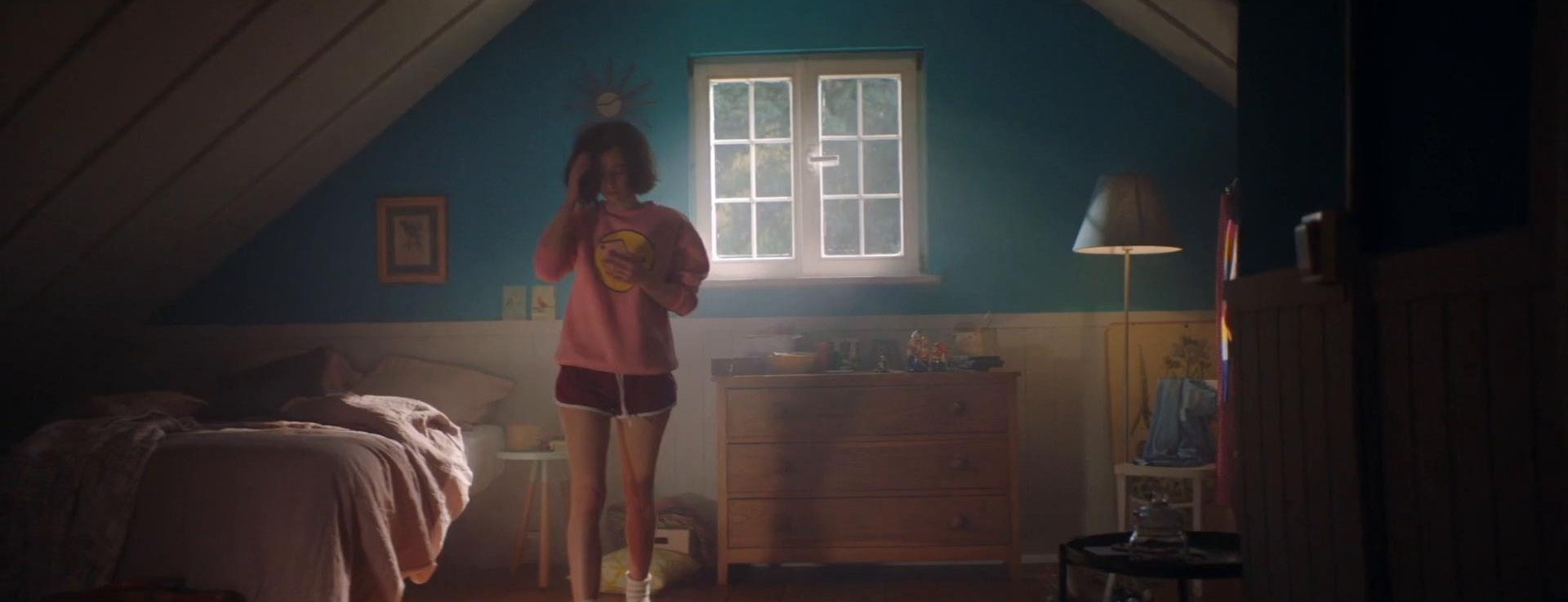 APPLE (2019) —  shot,  lighting