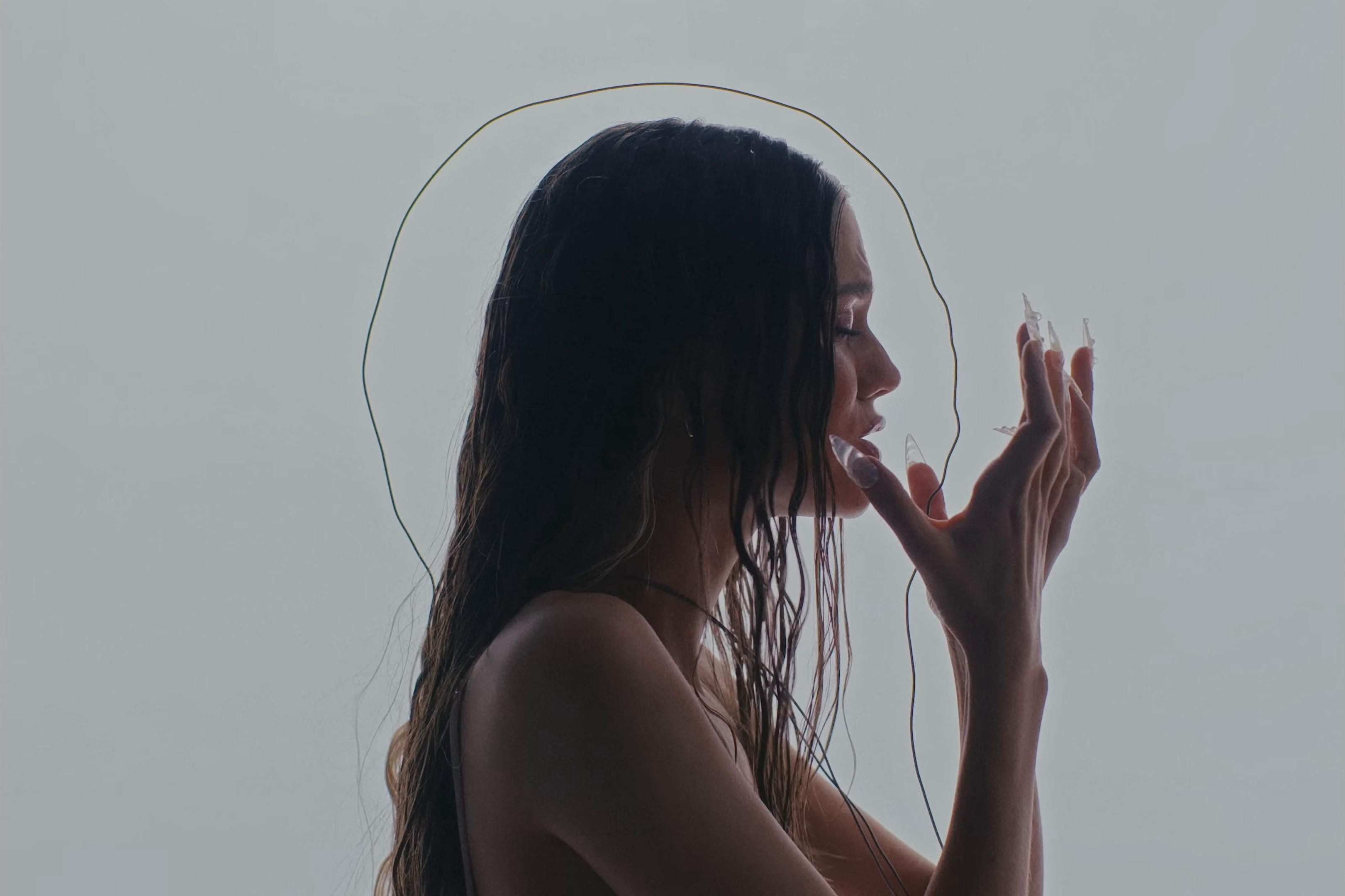 cuerpo (2025) —  shot,  lighting