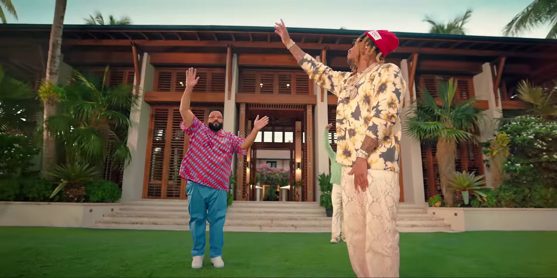 BIG TIME (2022) —  shot,  lighting