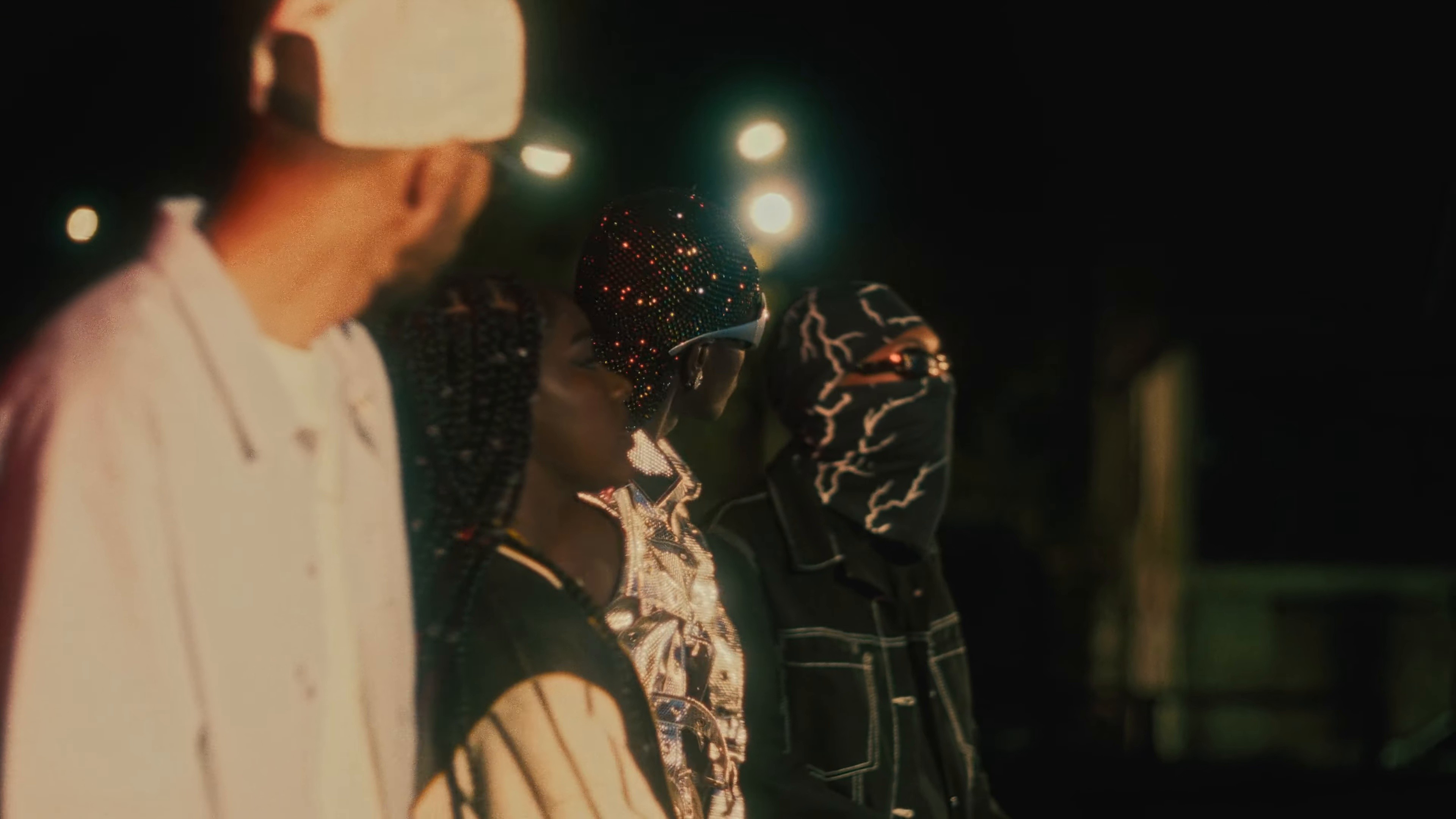 TILIN CHILIN (2024) —  shot,  lighting