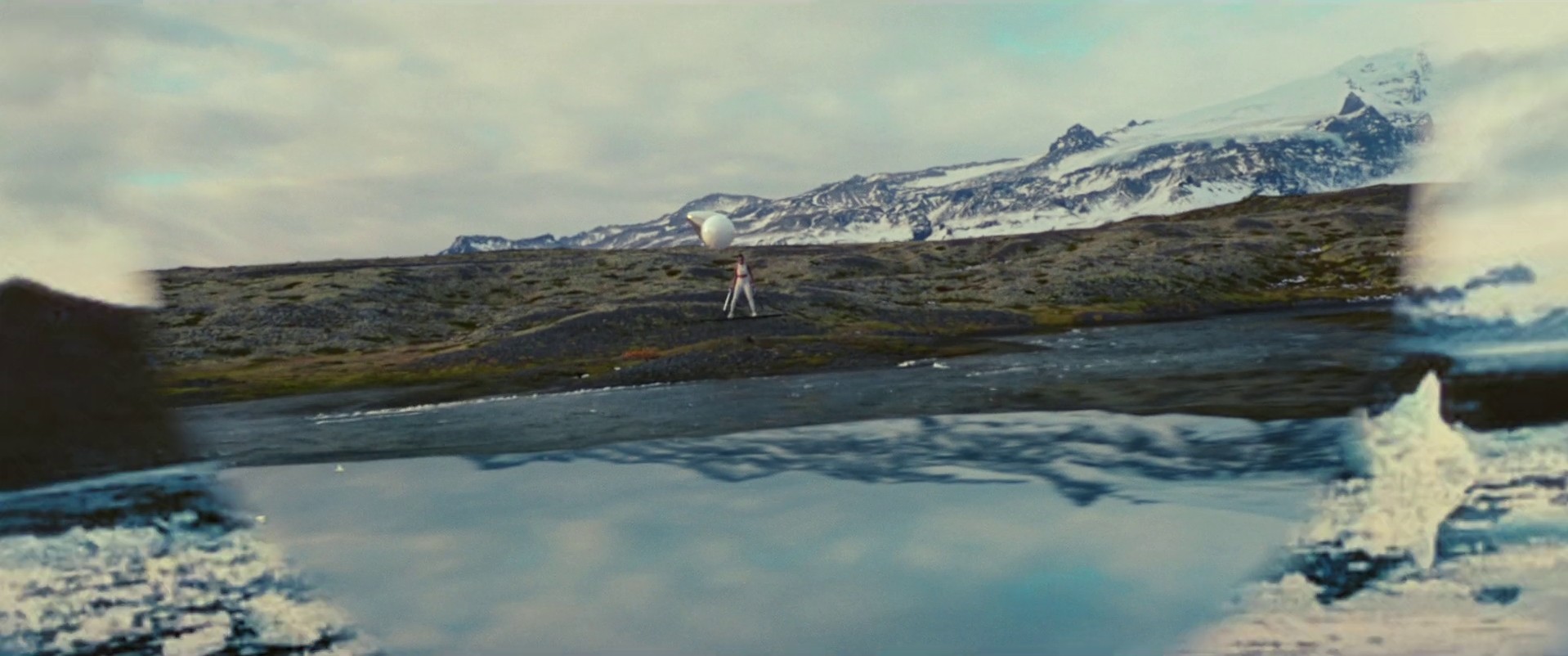 META — SUPERNATURAL 'Feel the joy' (2023) —  shot,  lighting