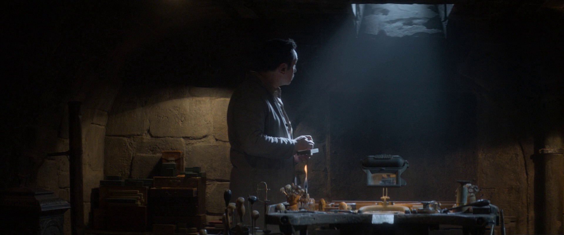 Adieu Monsieur Haffmann (2021) —  shot,  lighting