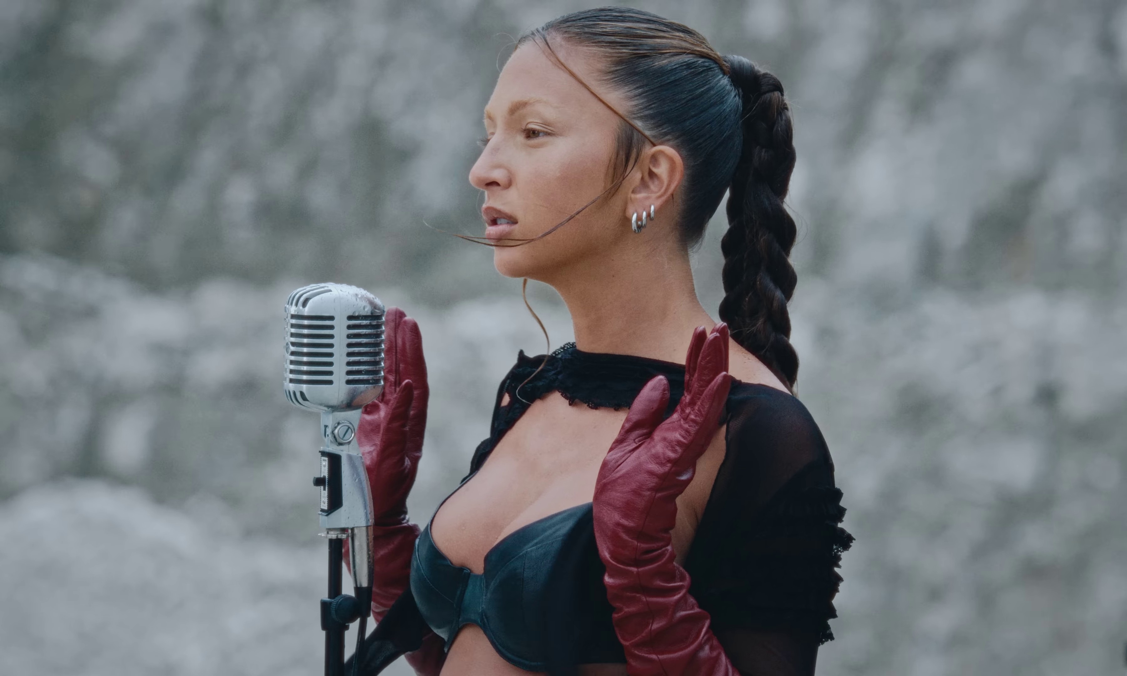 Seum (2023) —  shot,  lighting