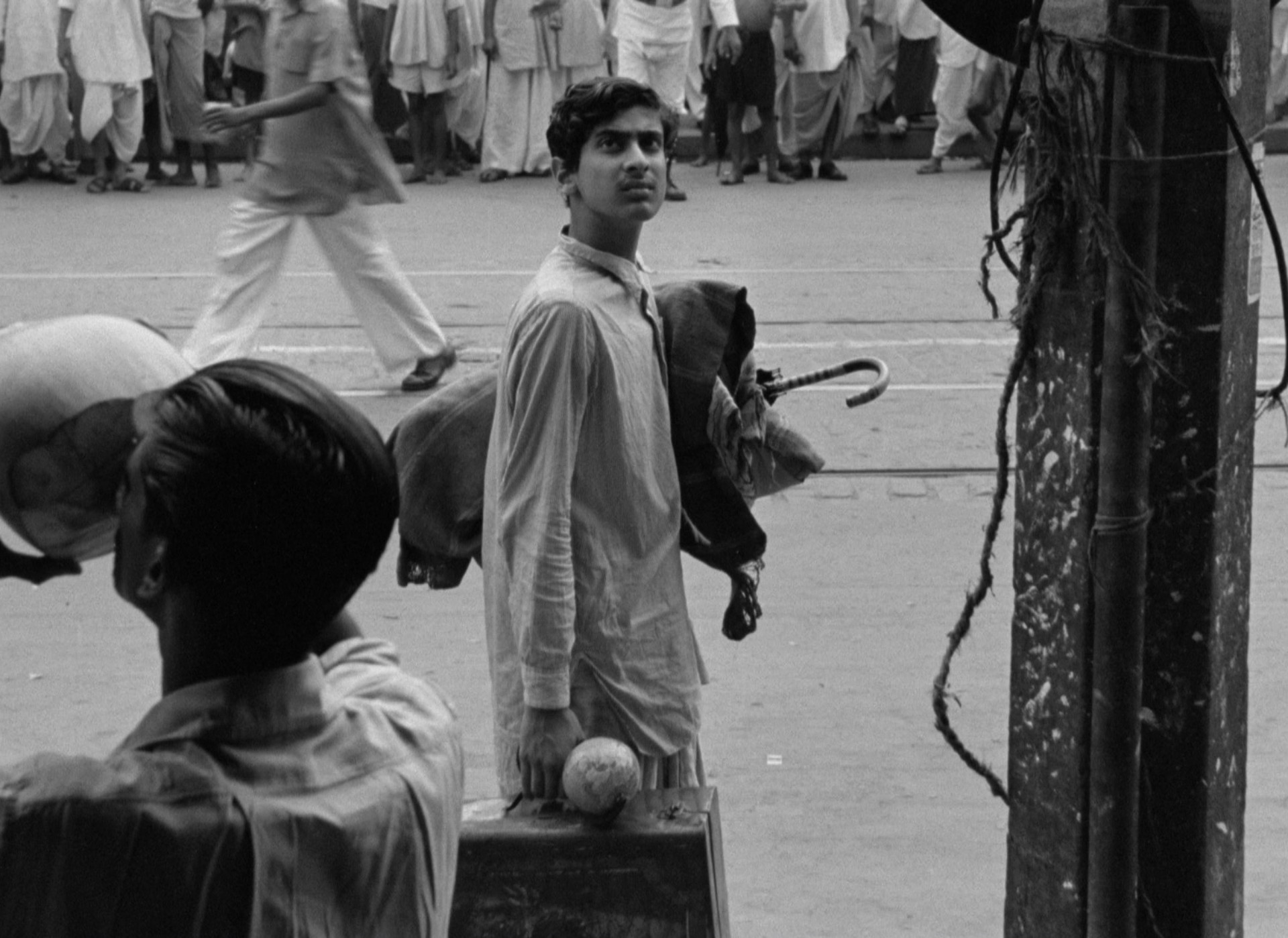 Aparajito (1956) —  shot,  lighting