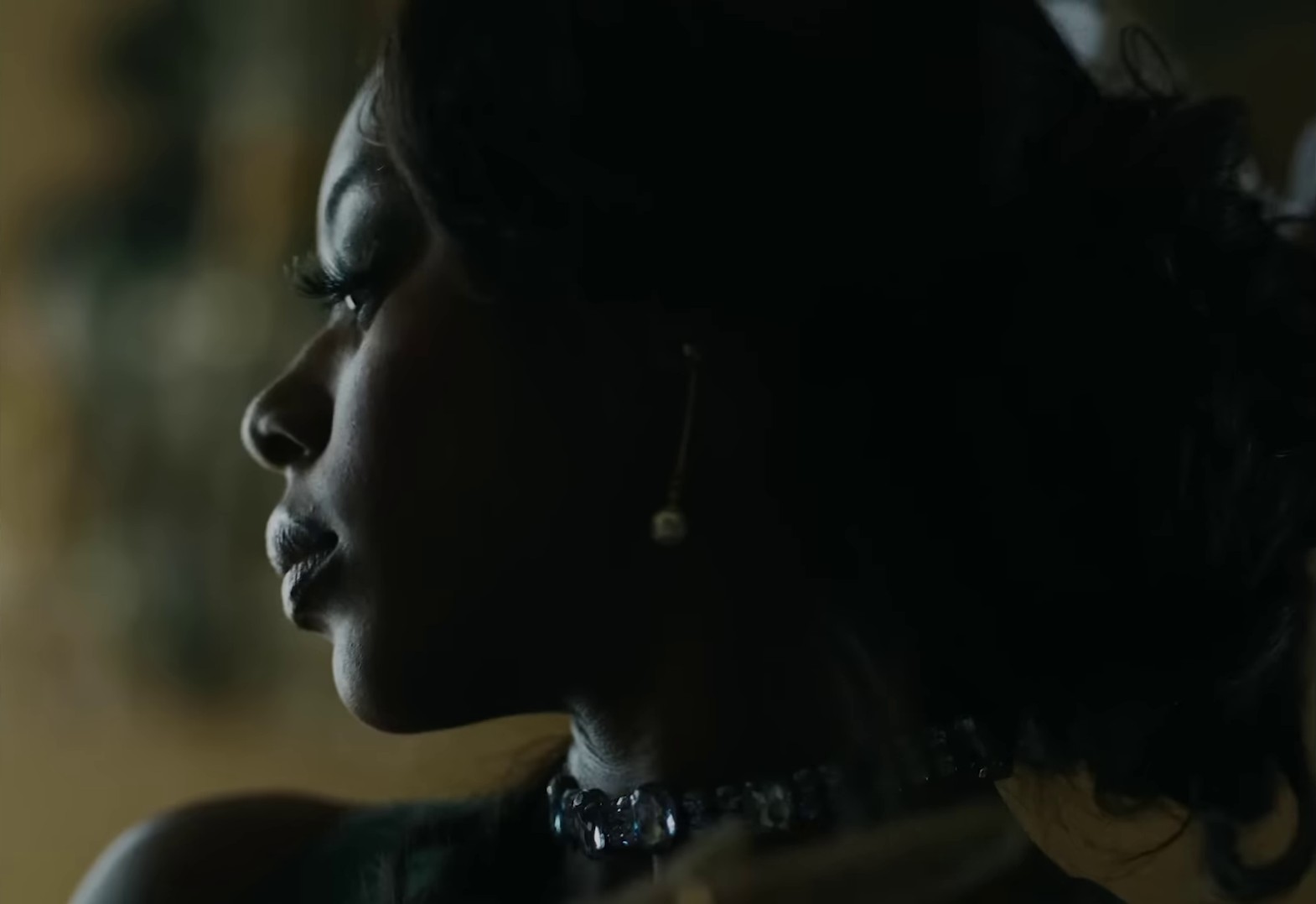 Keeps On (2022) —  shot,  lighting