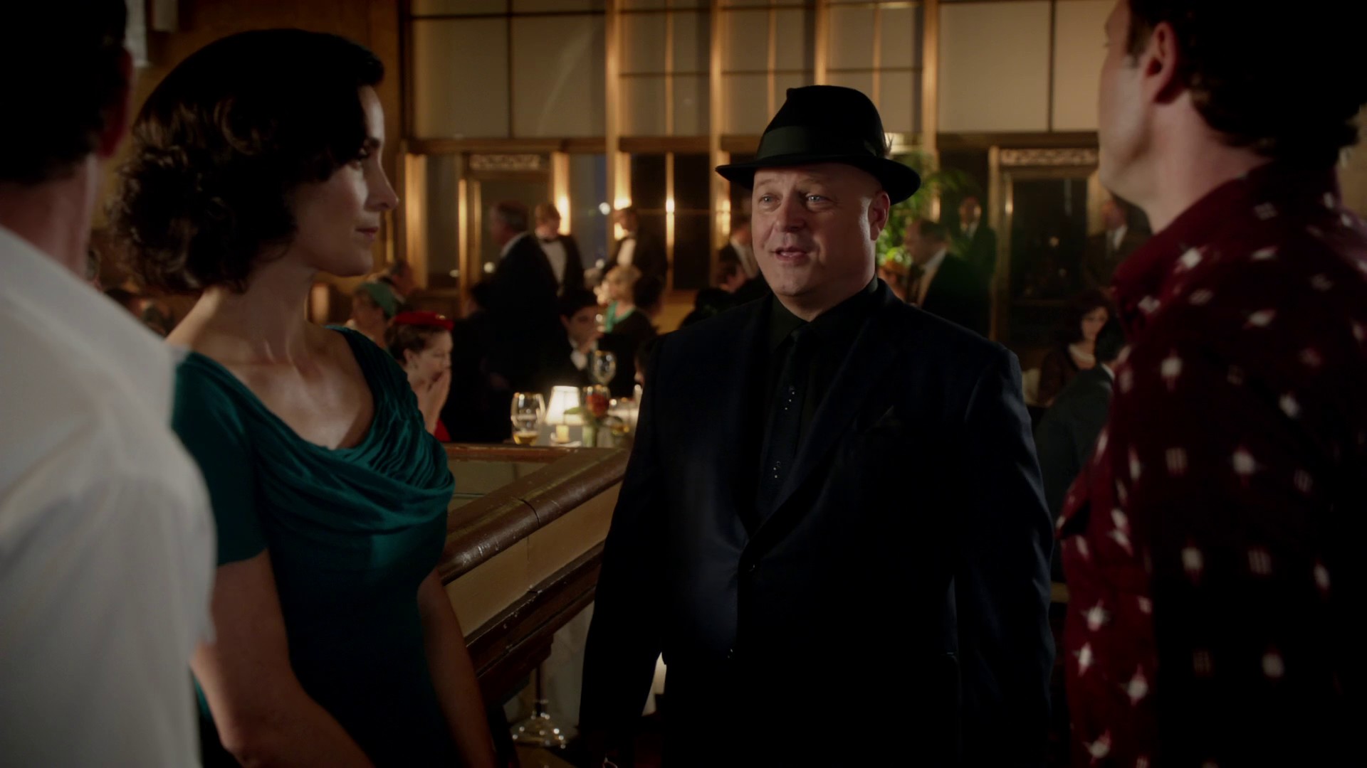 All That Glitters (2012) —  shot,  lighting