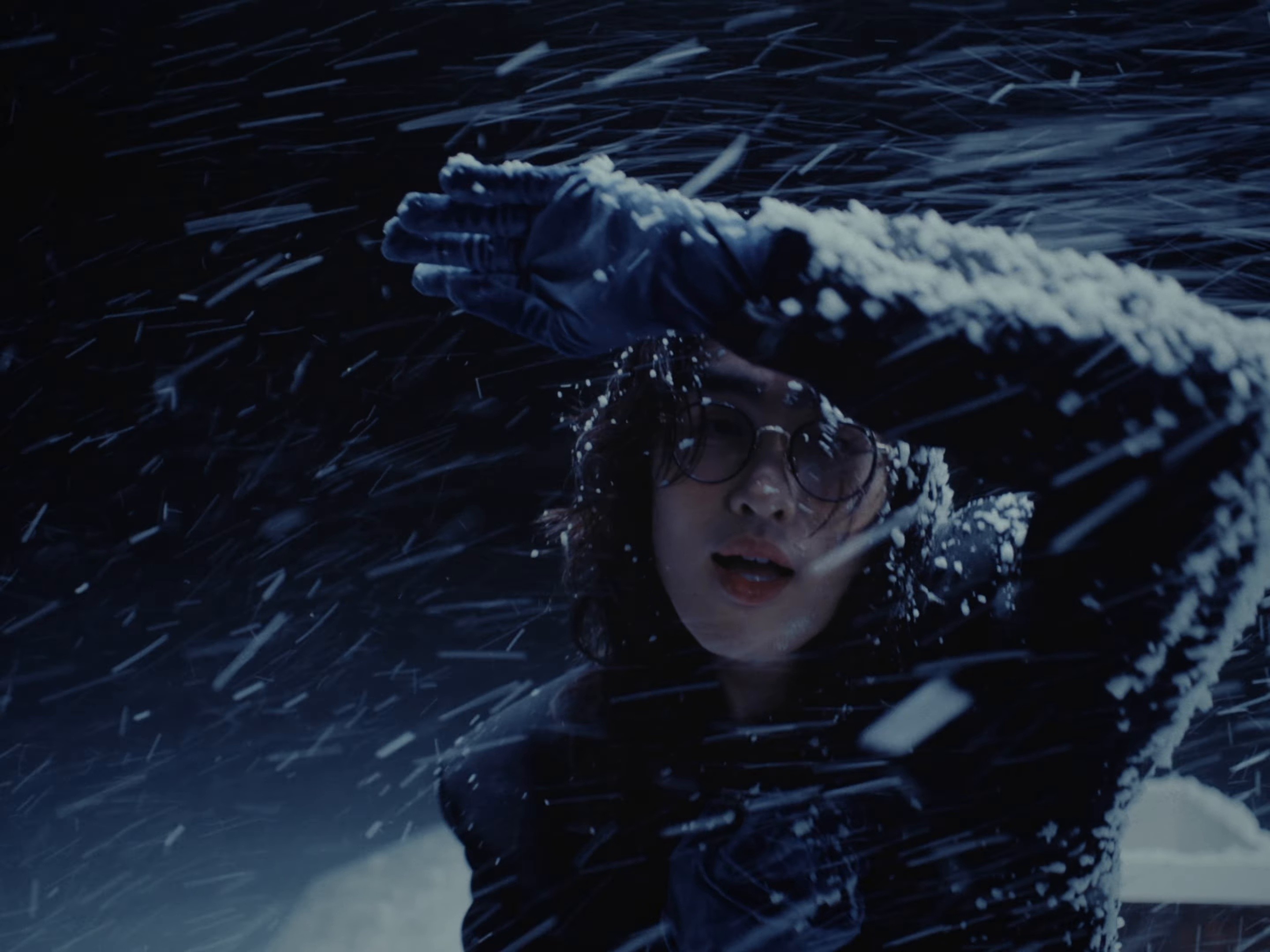 IGLOOOO (2025) —  shot,  lighting