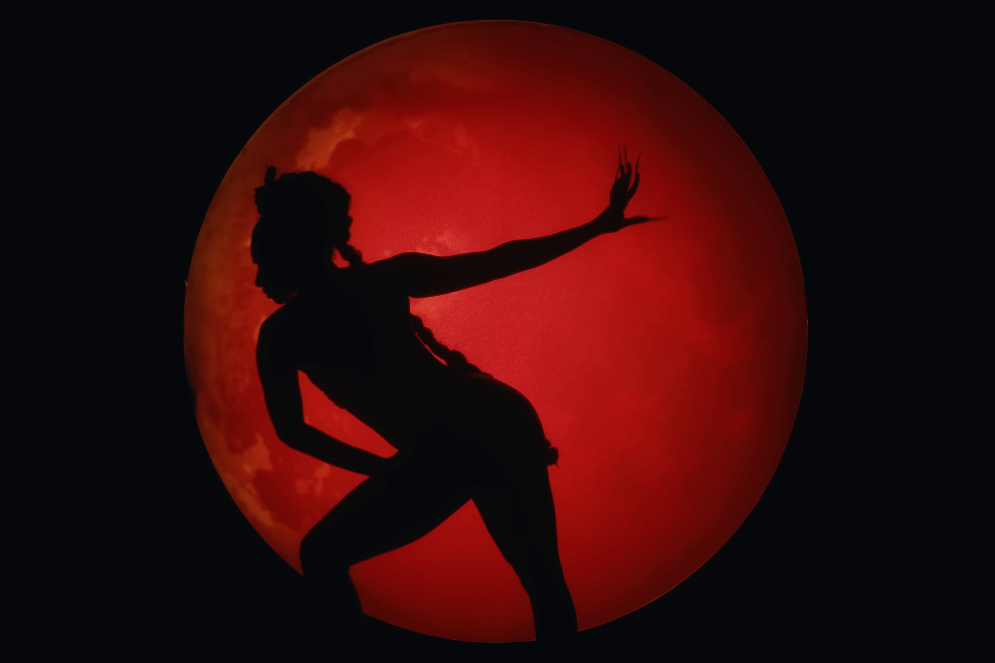 Mamushi (2024) —  shot,  lighting