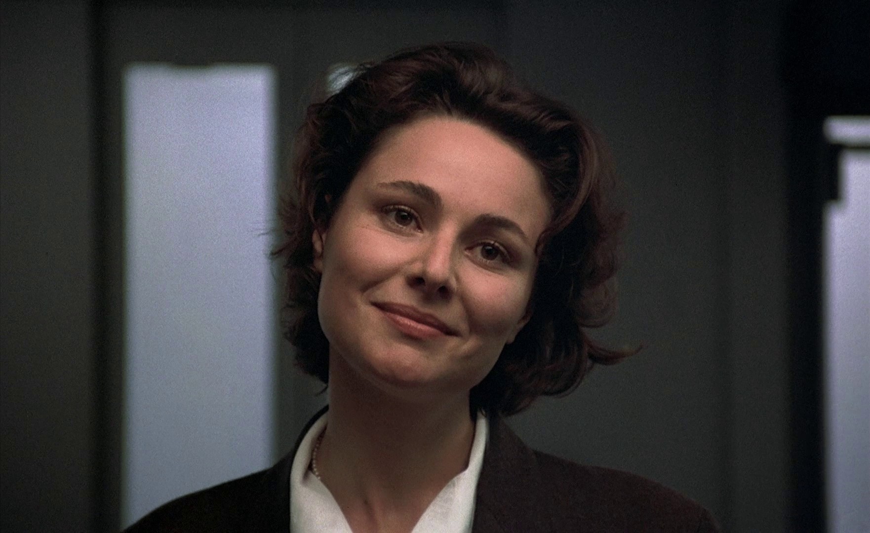 The Apartment (1999) —  shot,  lighting