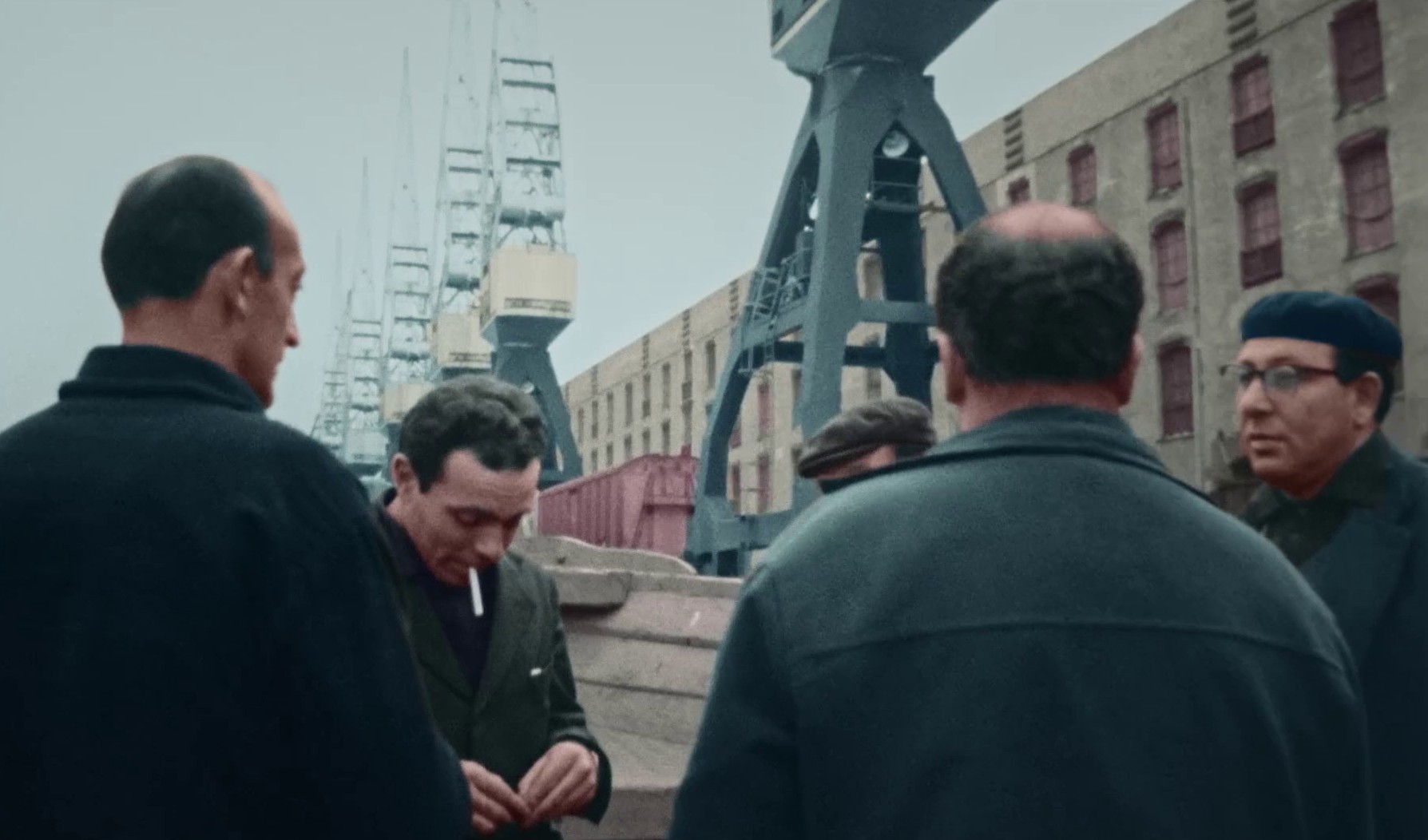 Martin Eden (2019) —  shot,  lighting