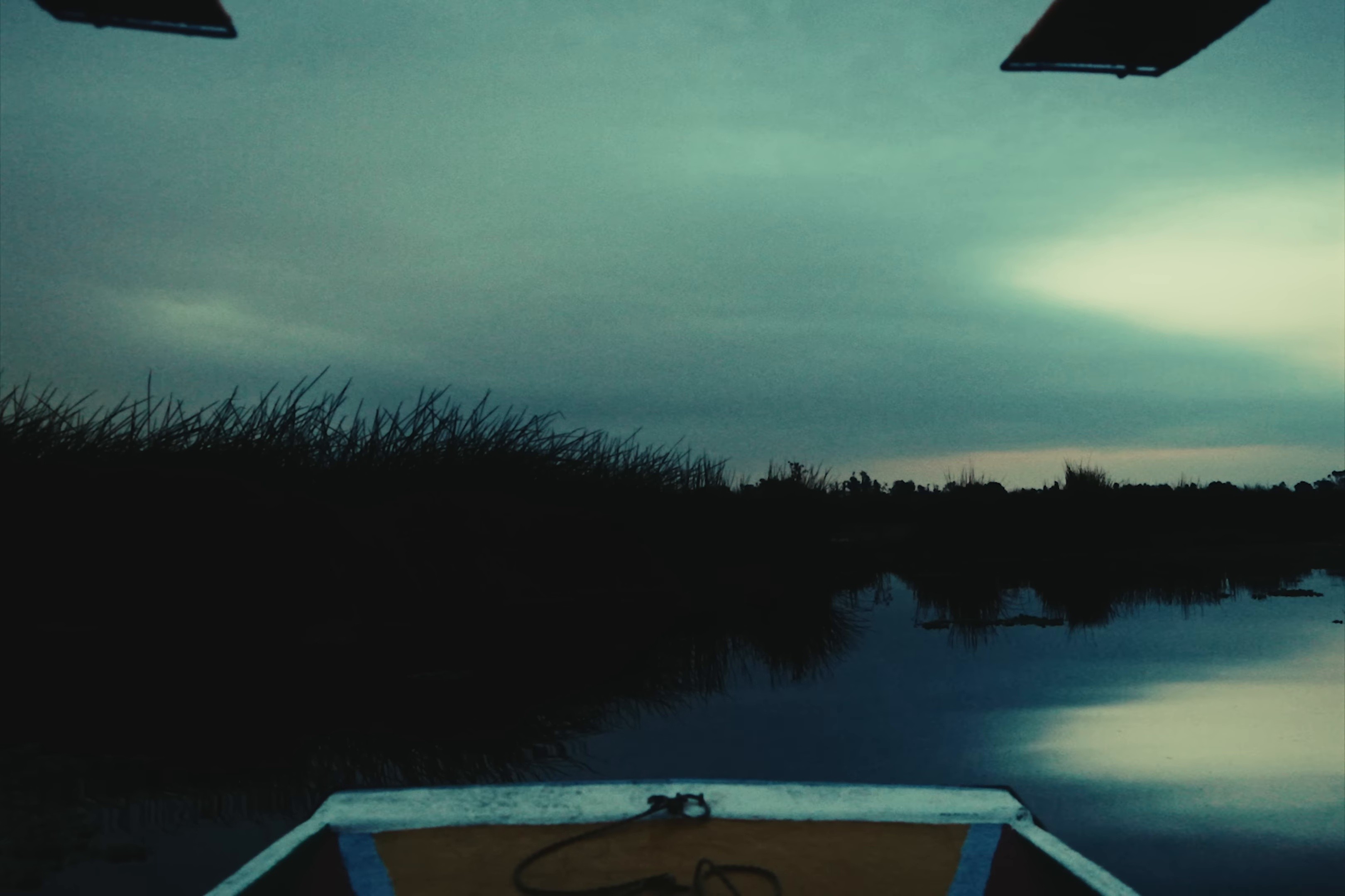 SÍGUEME (2025) —  shot,  lighting