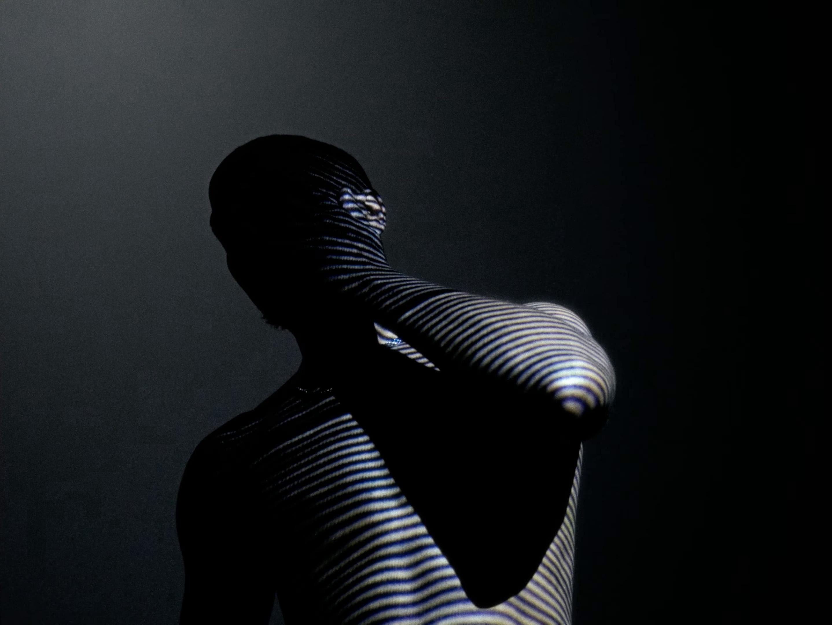 Les Crocs (2024) —  shot,  lighting