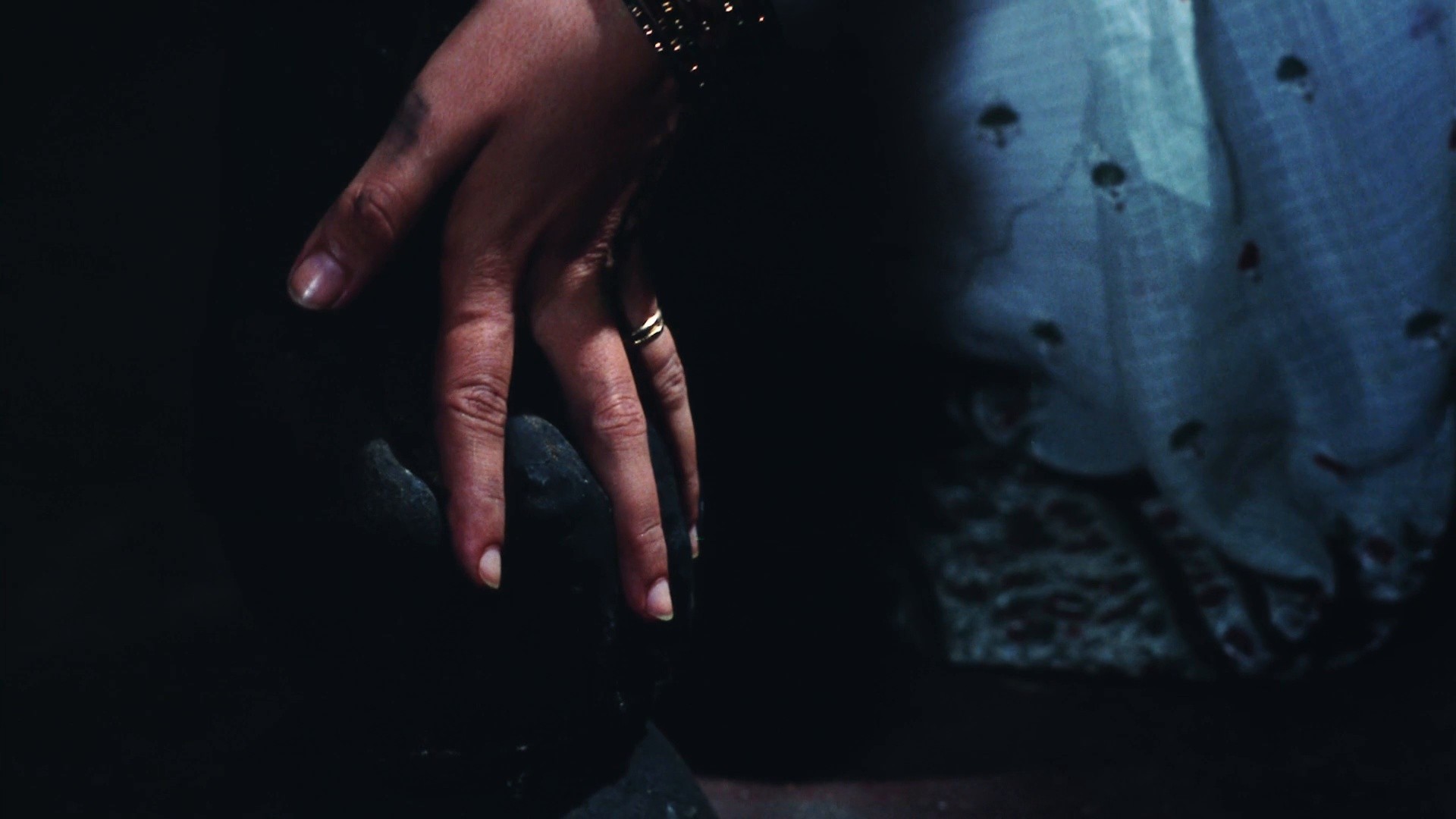 Ek Ghar (1991) —  shot,  lighting