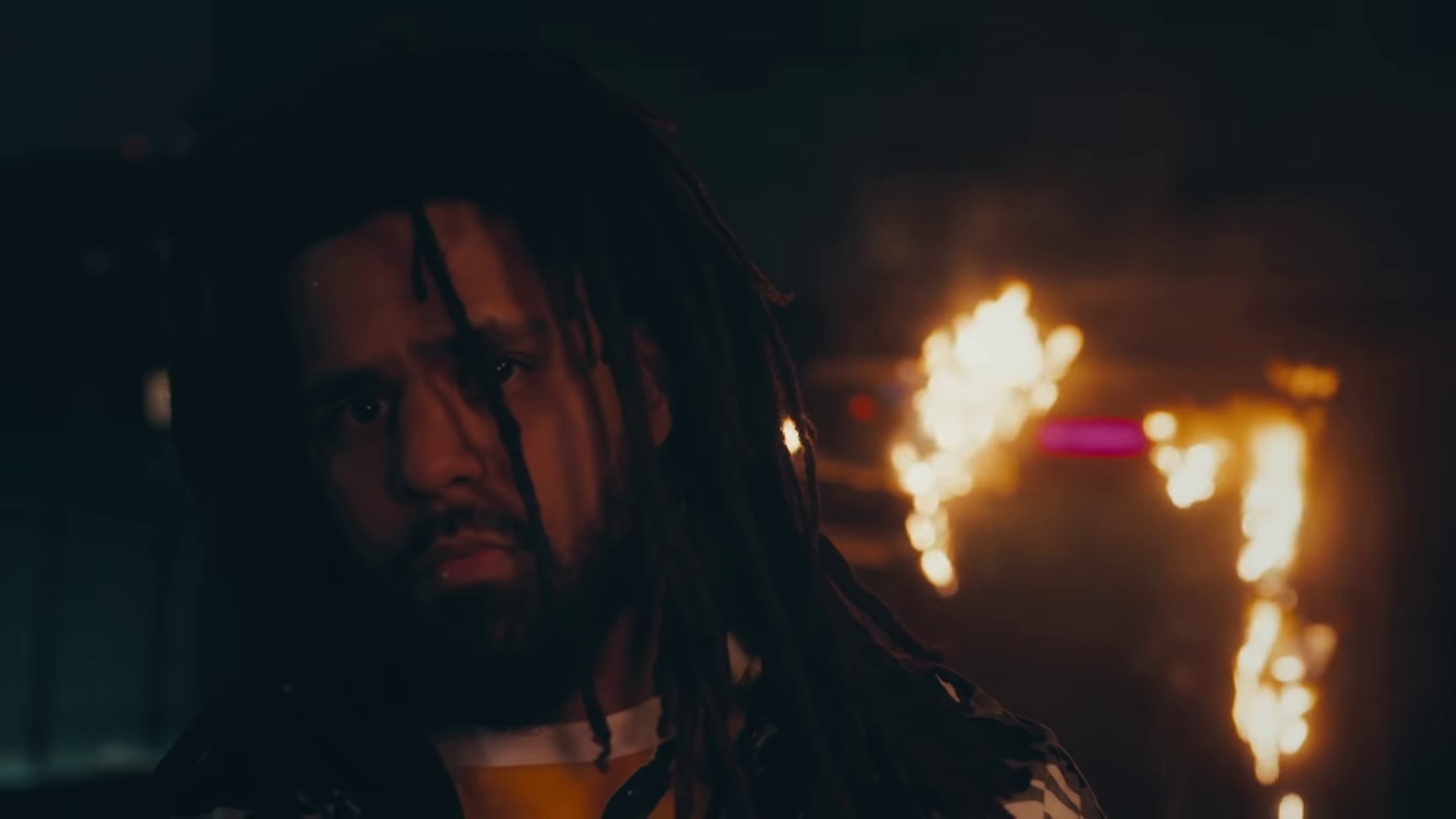 a m a r i (2021) —  shot,  lighting