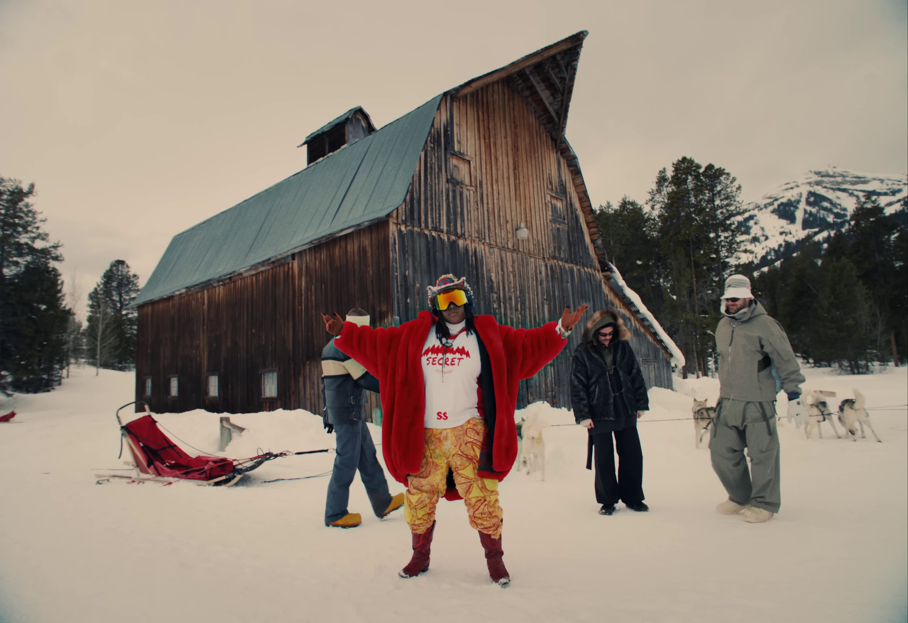 Addicted (2024) —  shot,  lighting