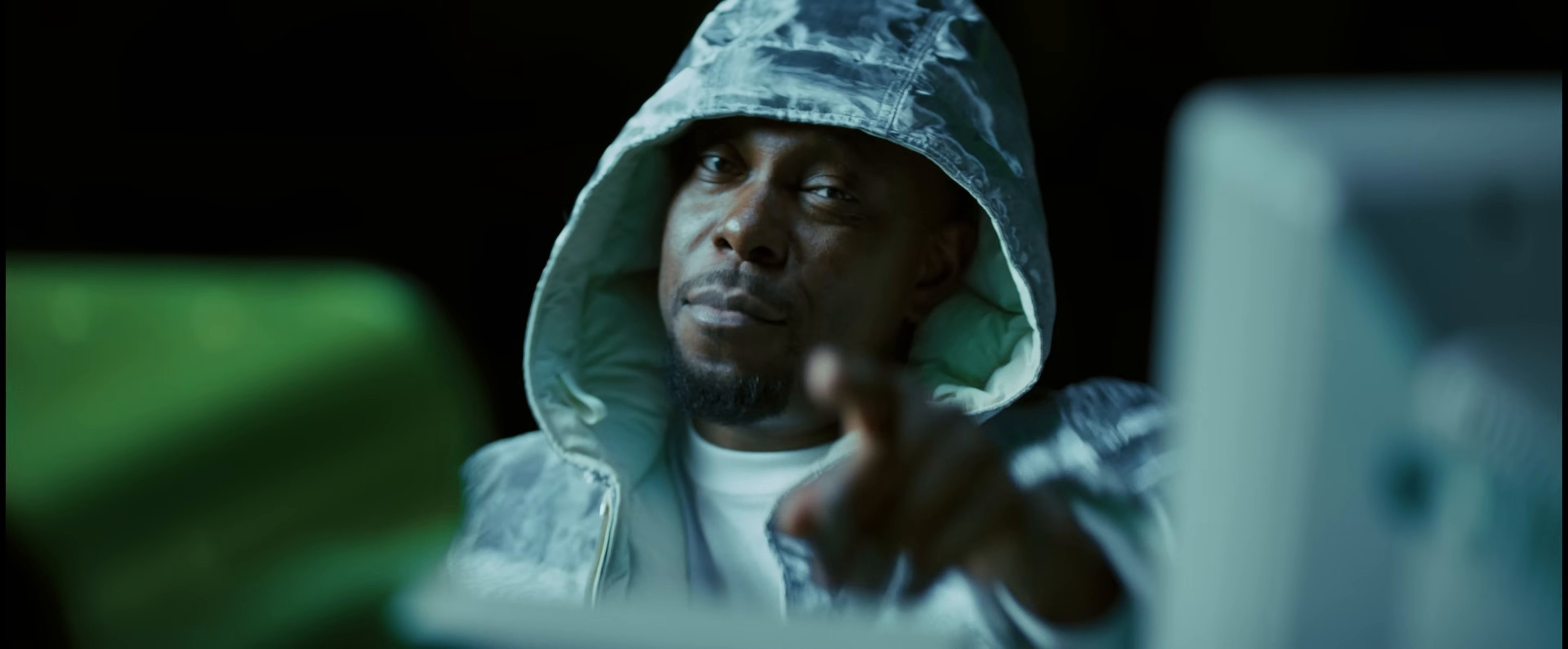 Co-sign (2024) —  shot,  lighting