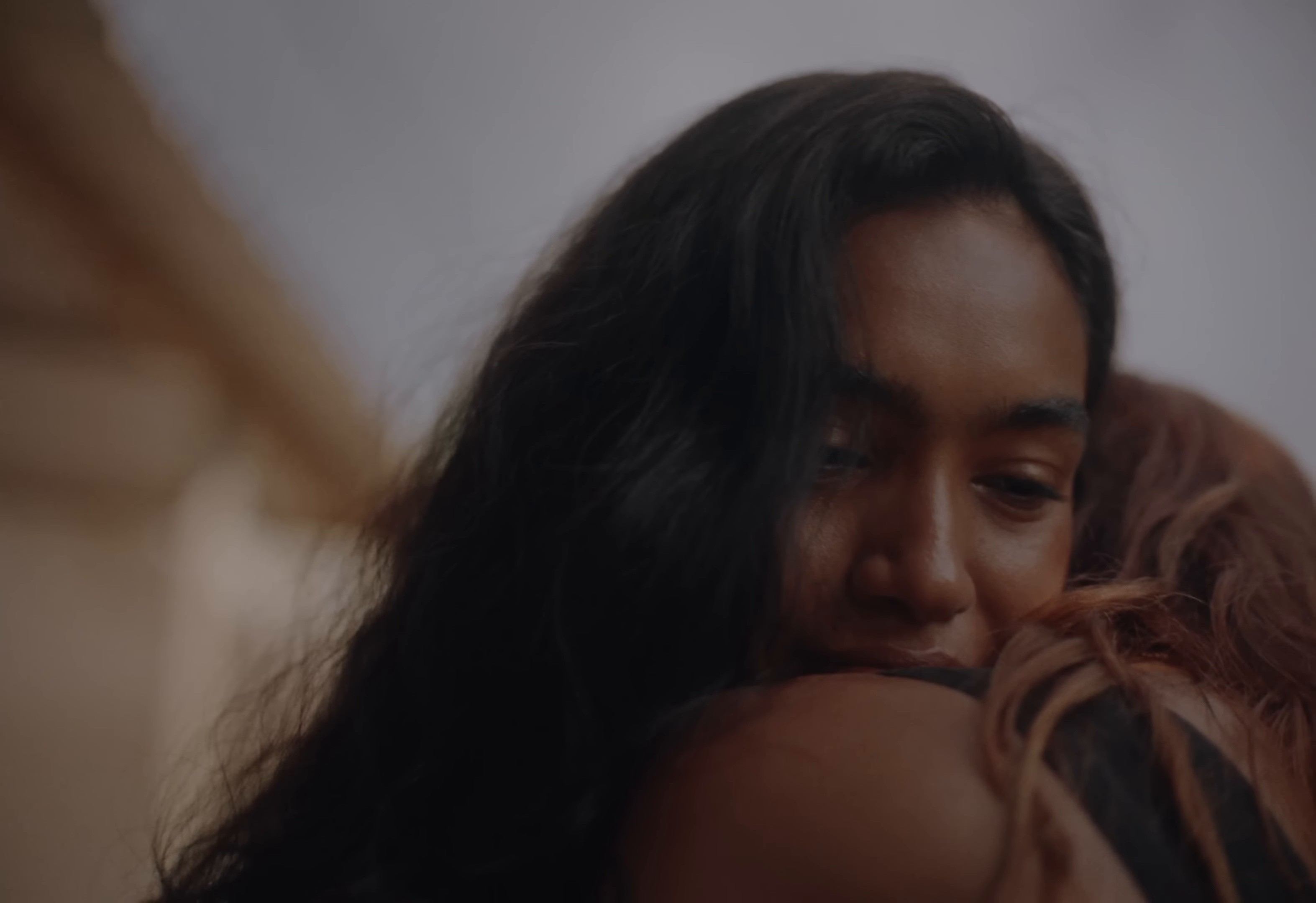 Fogata (Leo) (2025) —  shot,  lighting