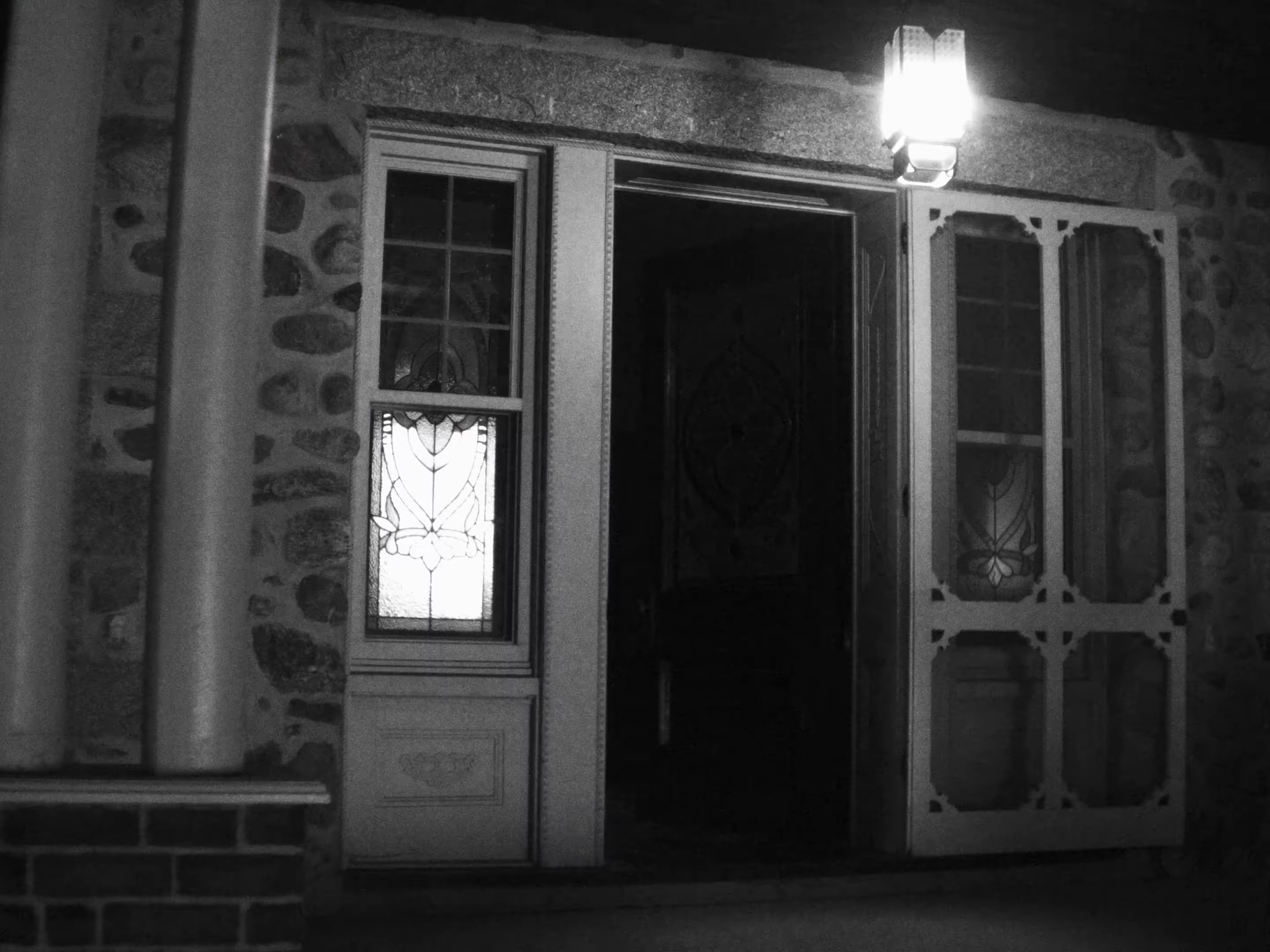 Emmanuelle (2024) —  shot,  lighting