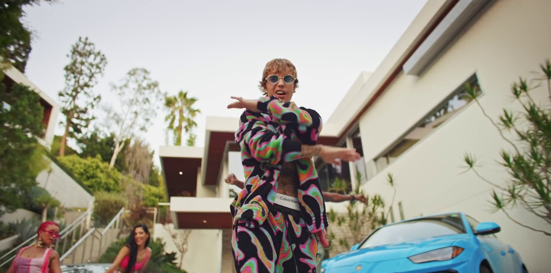 Popstar (2020) —  shot,  lighting