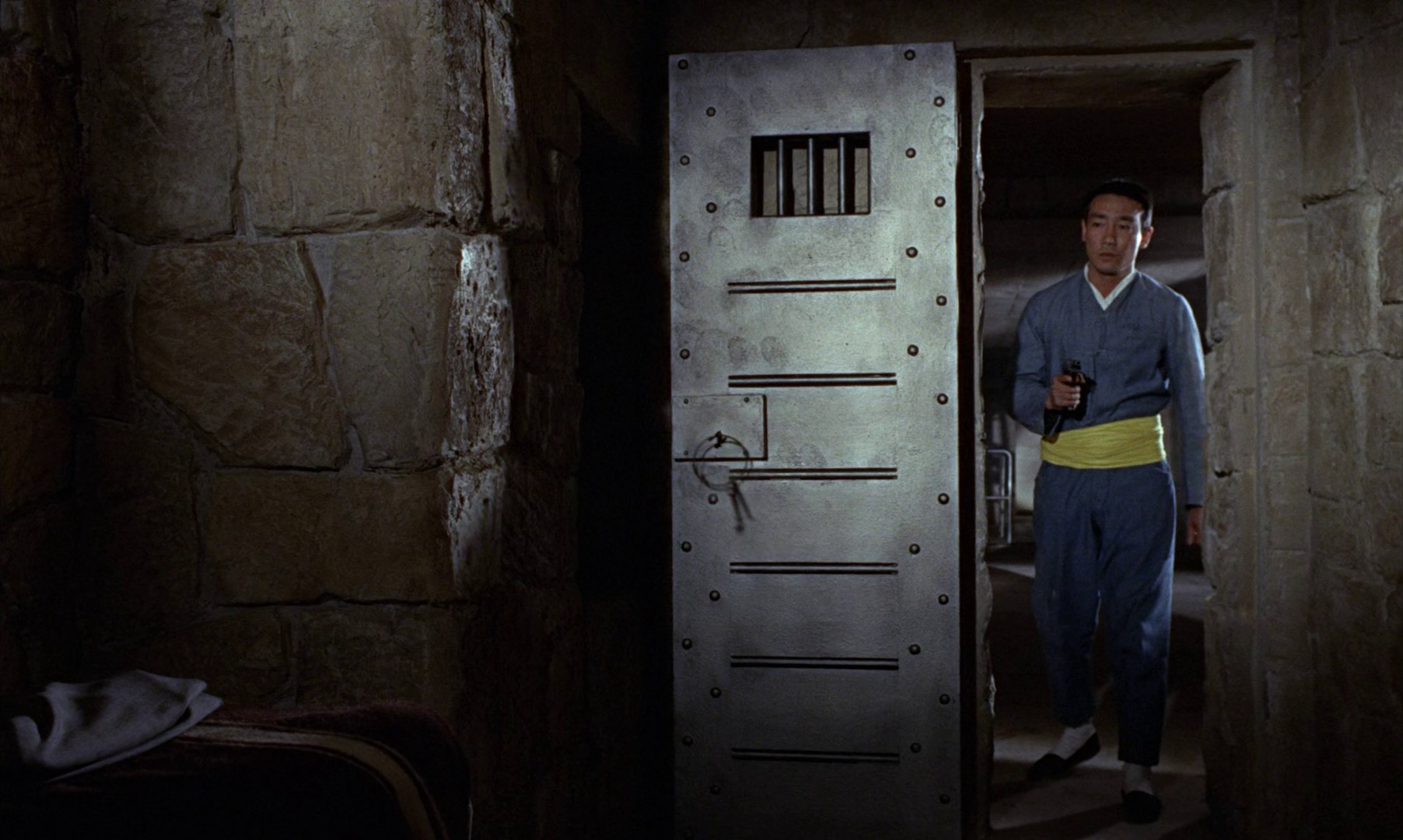 James Bond 007: Goldfinger (1964) —  shot,  lighting