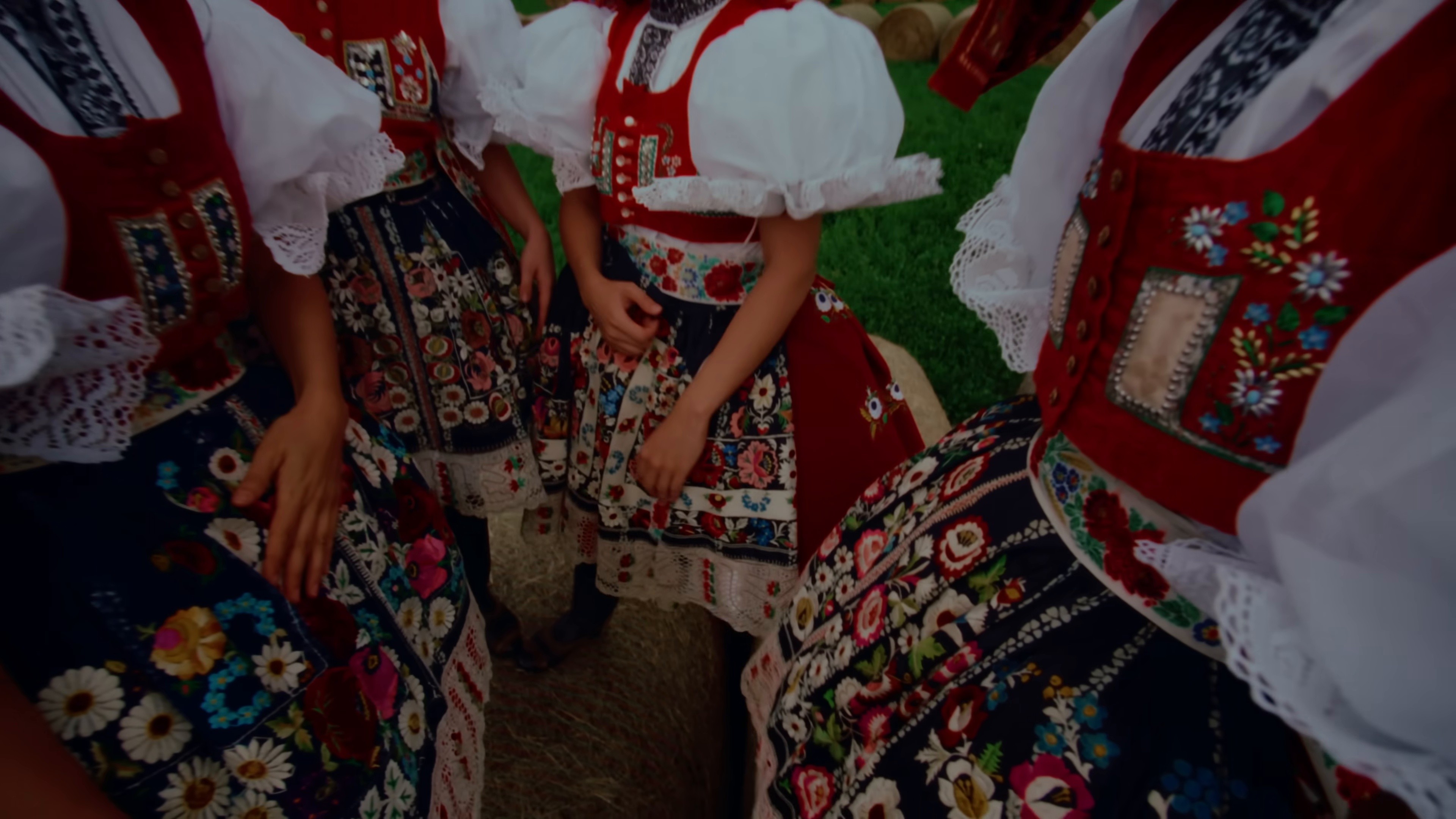 Moravo (2024) —  shot,  lighting