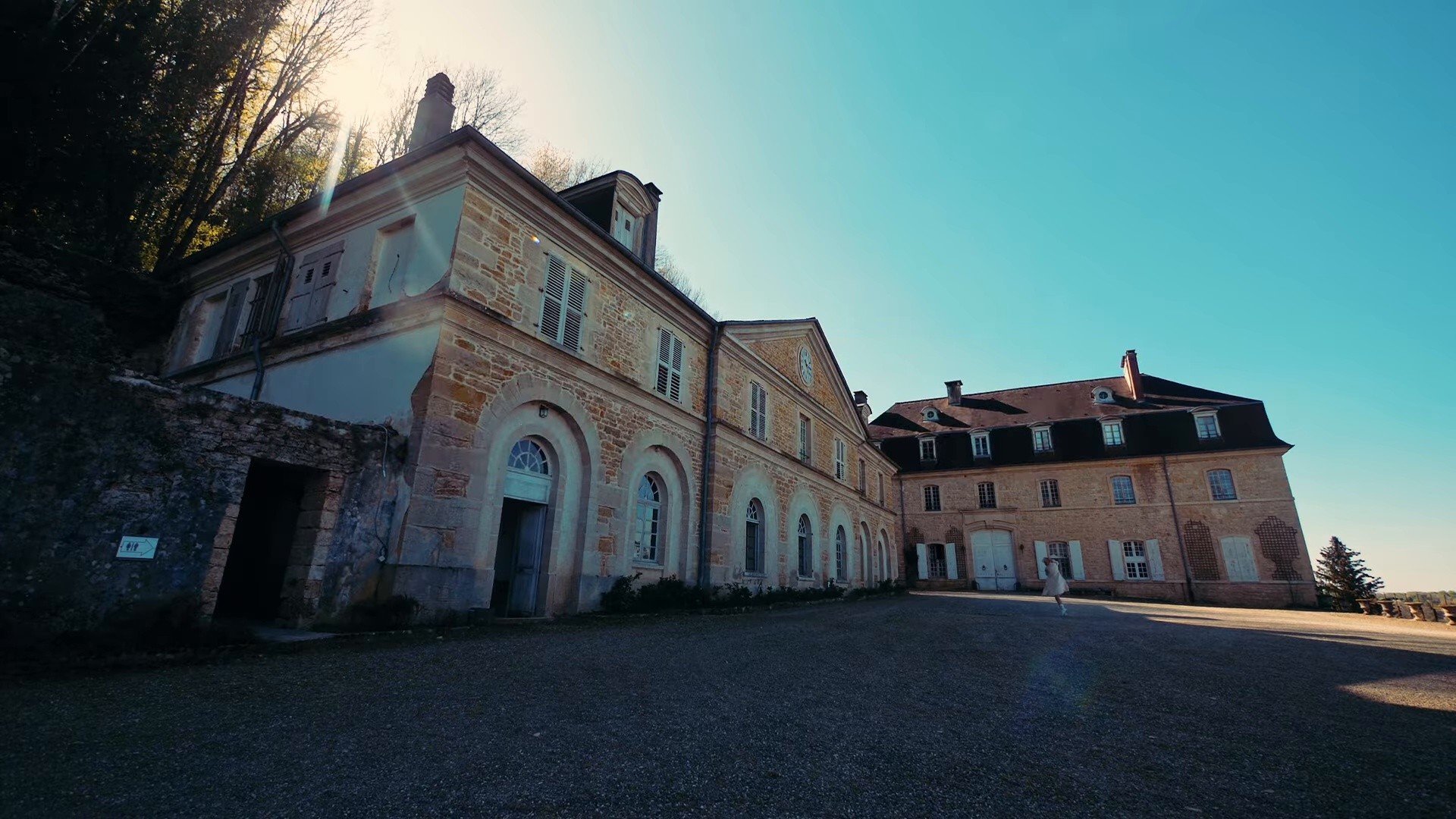 Belief (2025) —  shot,  lighting