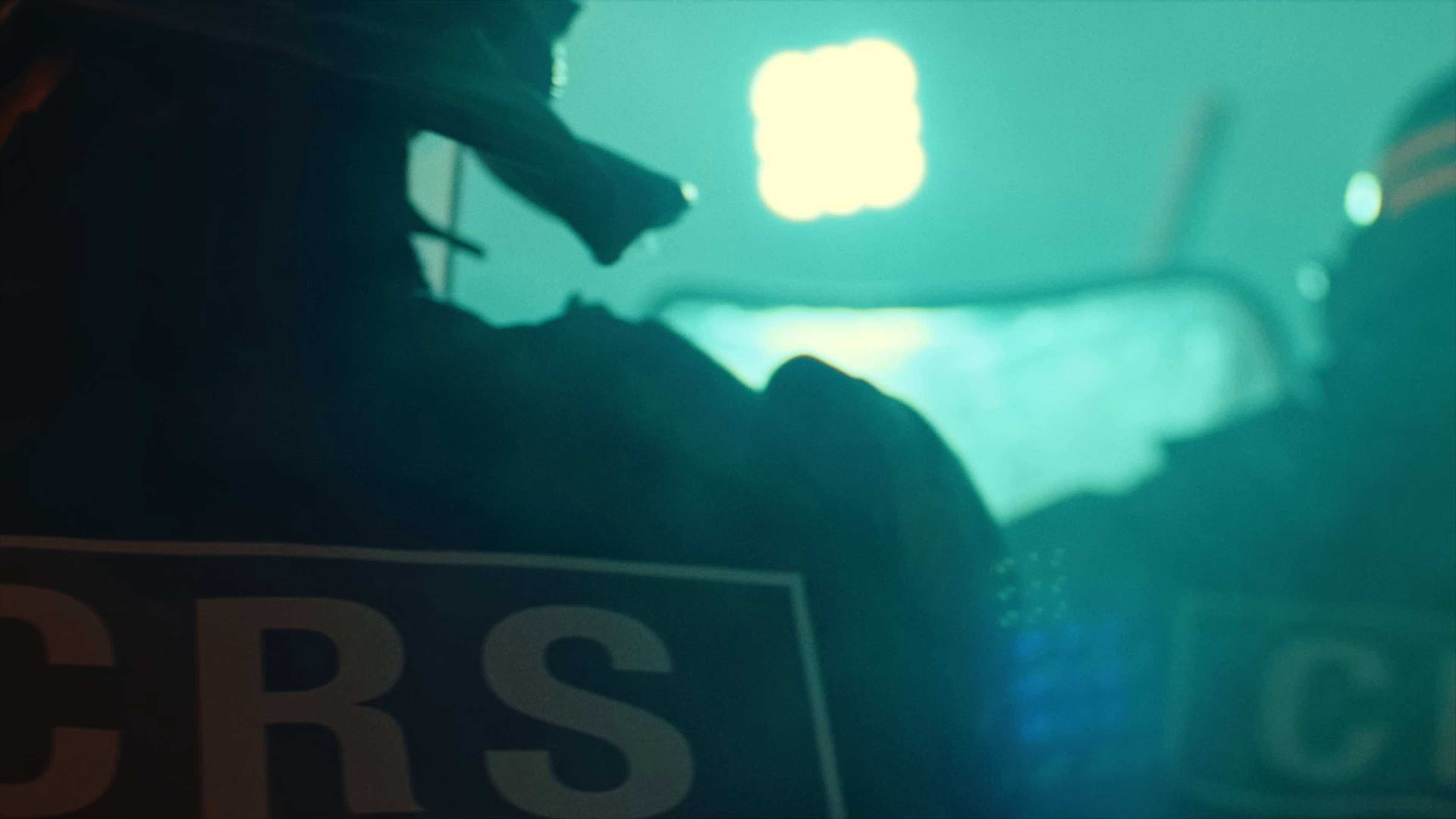 25 G (2023) —  shot,  lighting