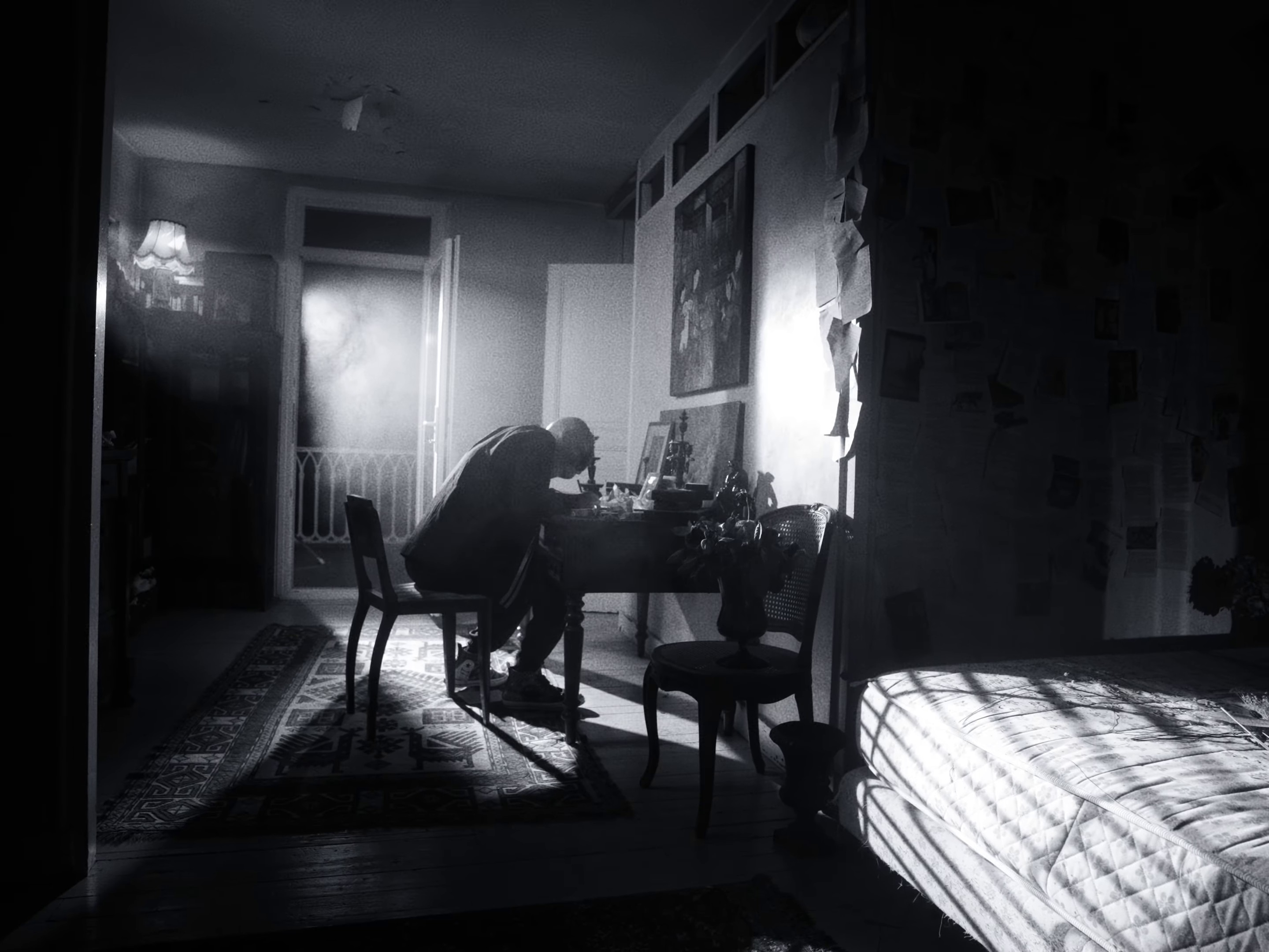 Monstrueux (2023) —  shot,  lighting