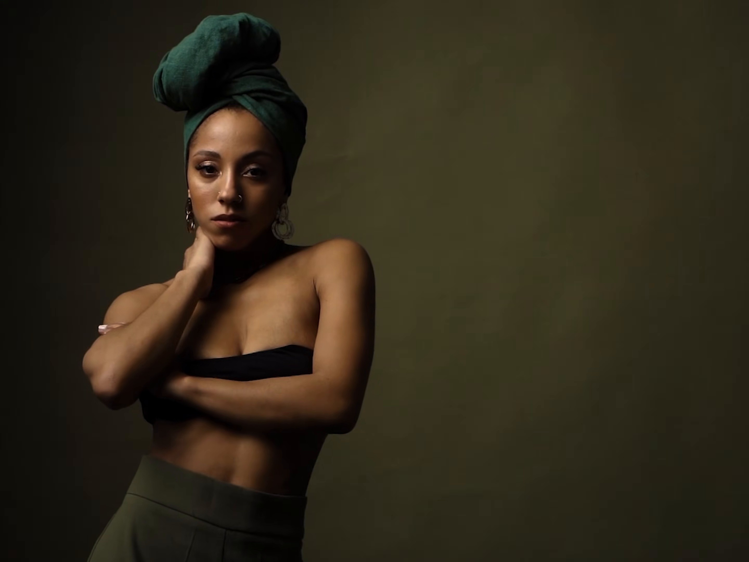 CAFALONIA (2025) —  shot,  lighting