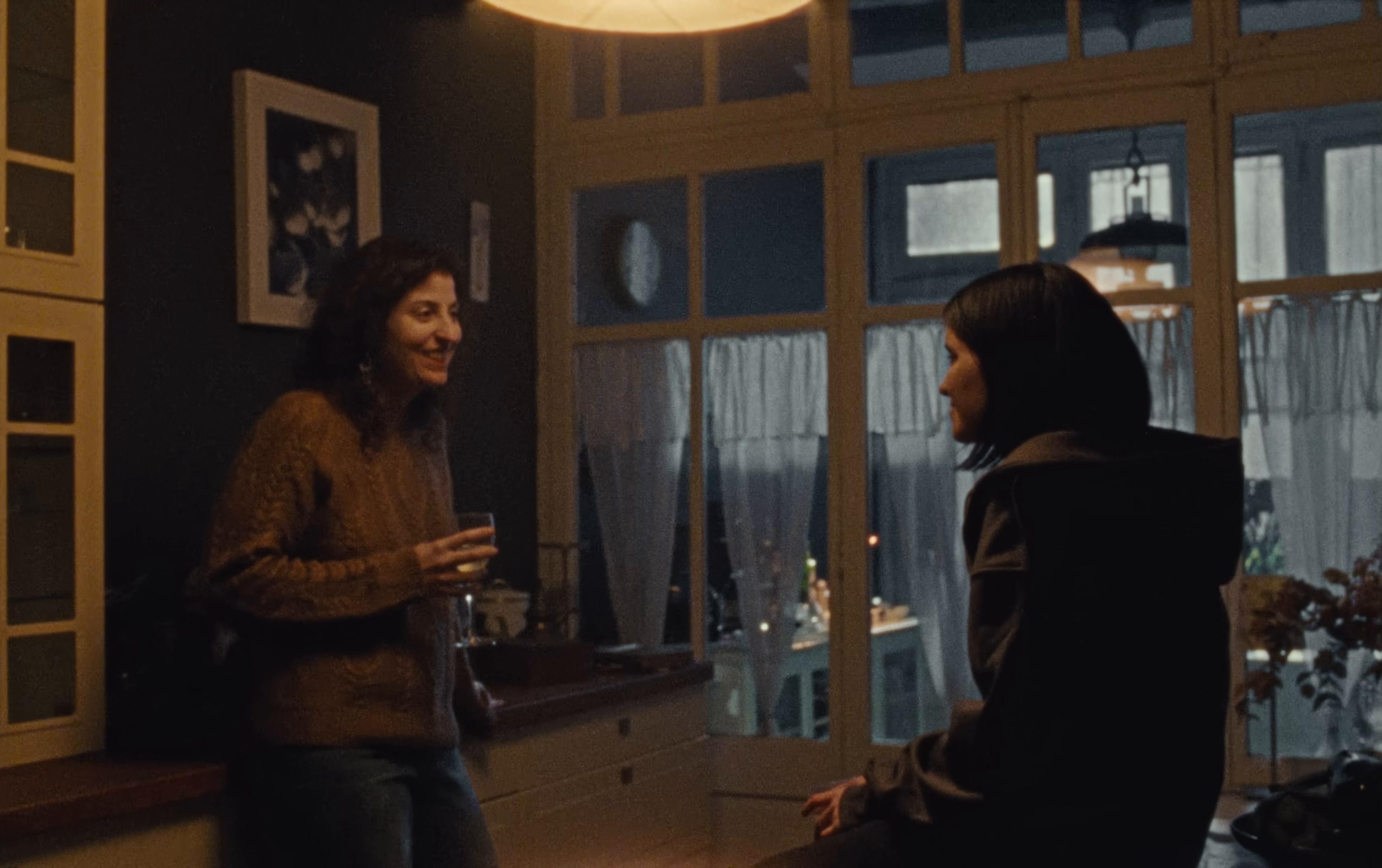 todo irá bien (2025) —  shot,  lighting