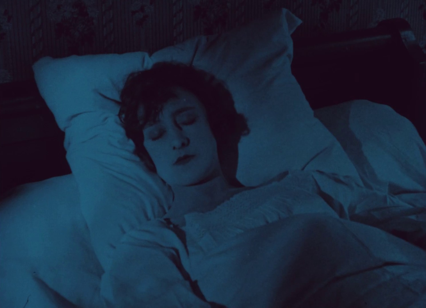 The Vocation of André Carel (1925) —  shot,  lighting